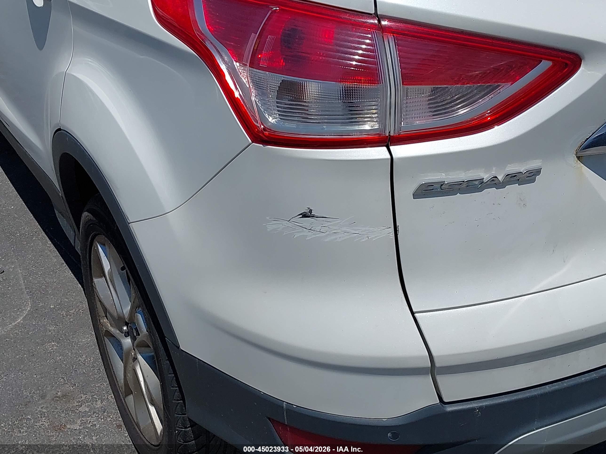FORD ESCAPE image 6