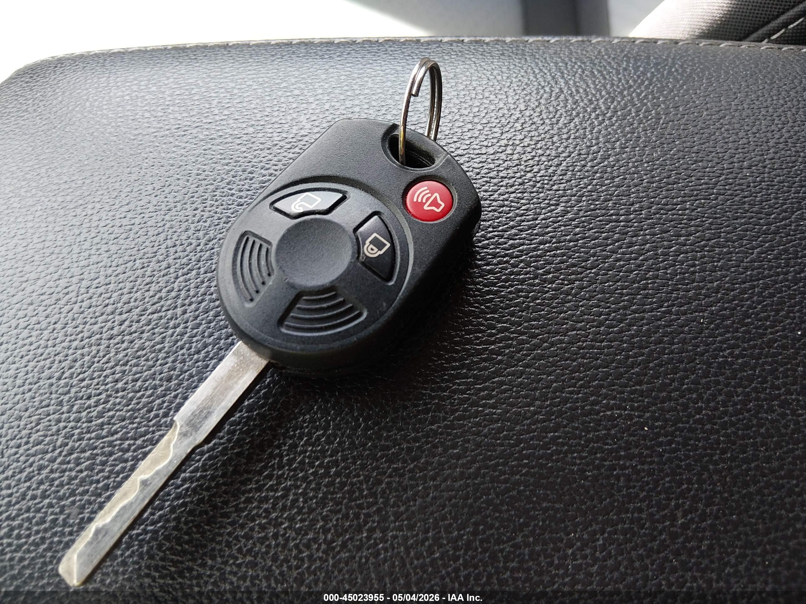 FORD ESCAPE image 11