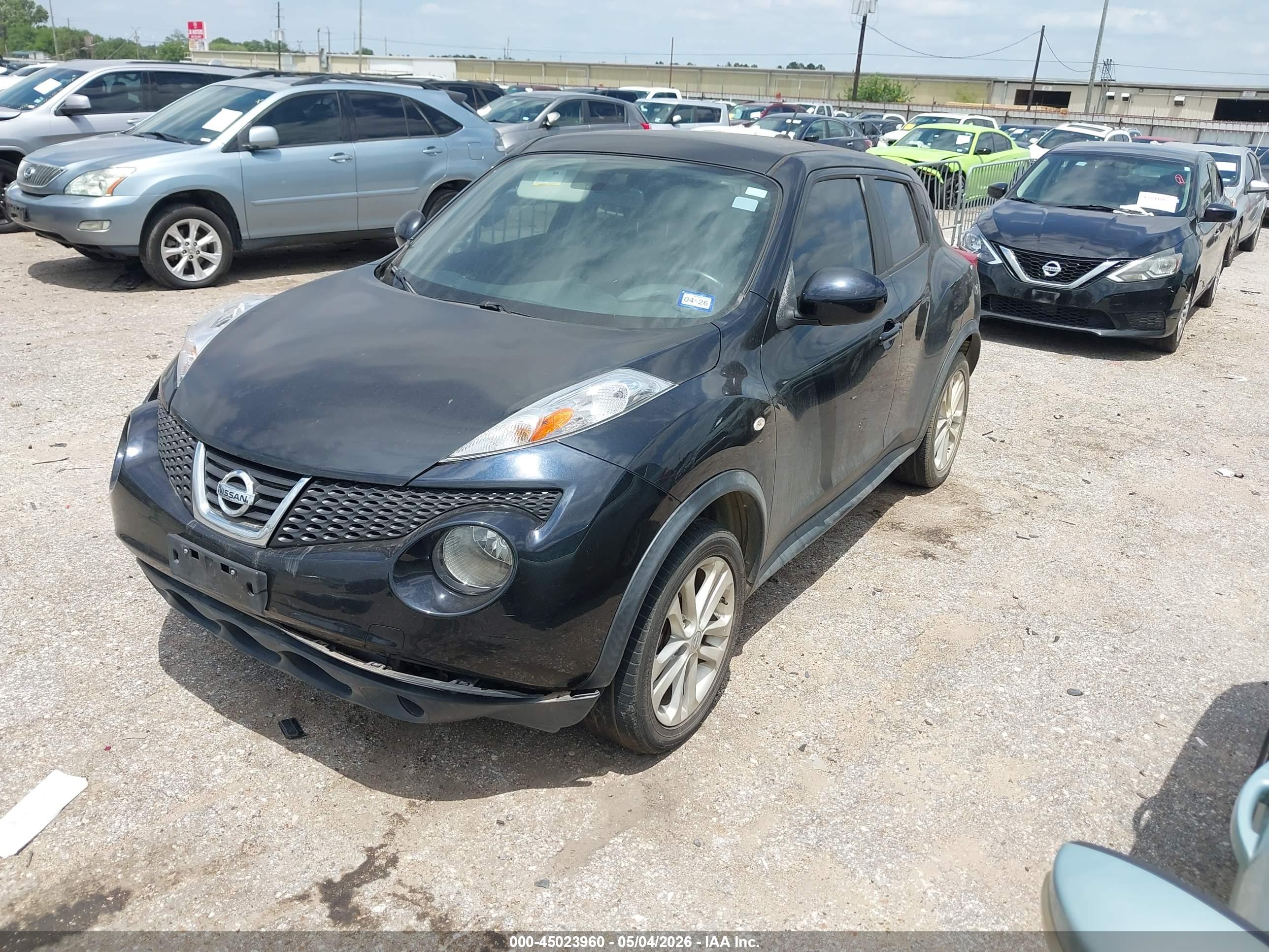 NISSAN JUKE image 2