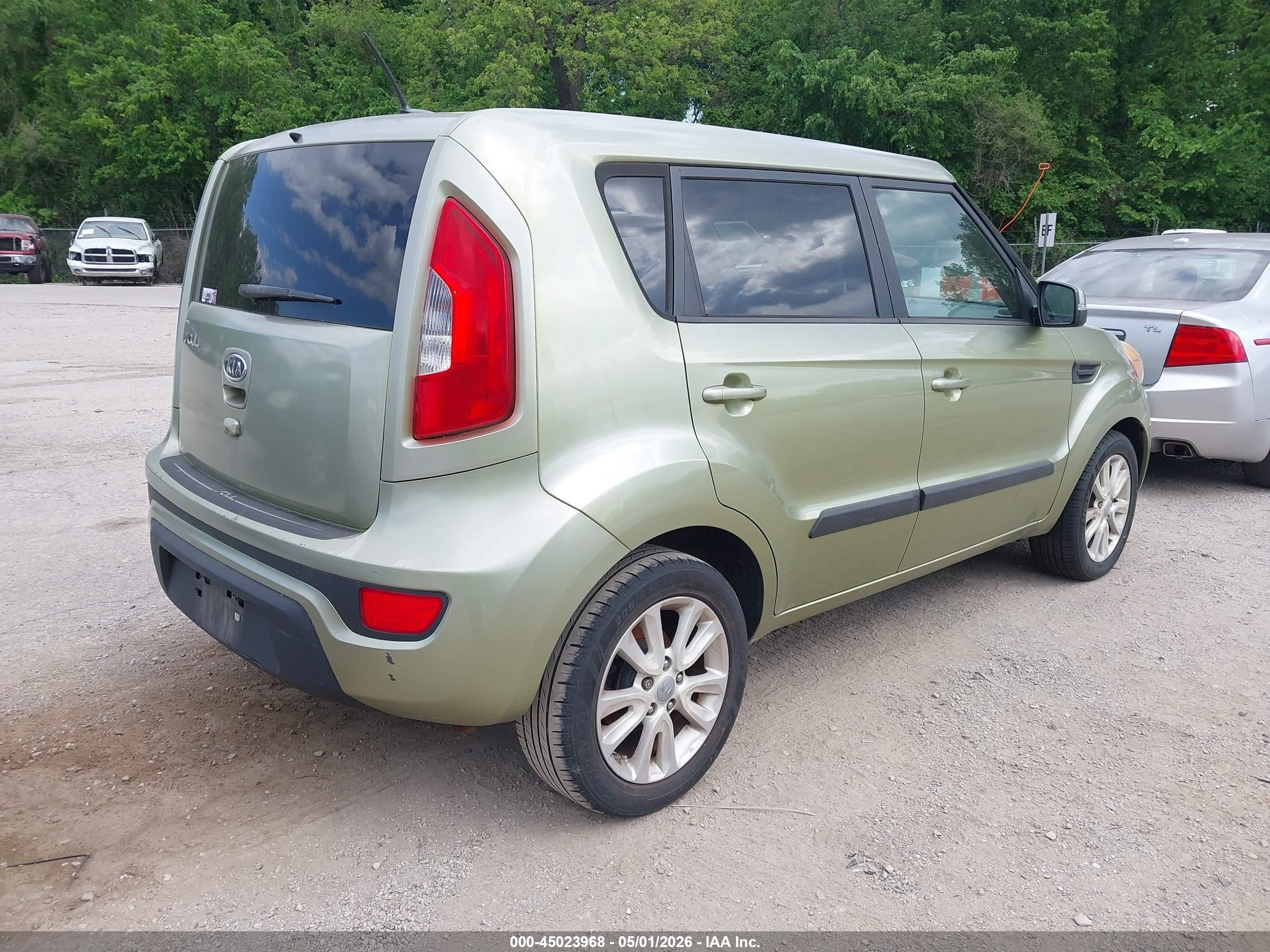KIA SOUL image 4