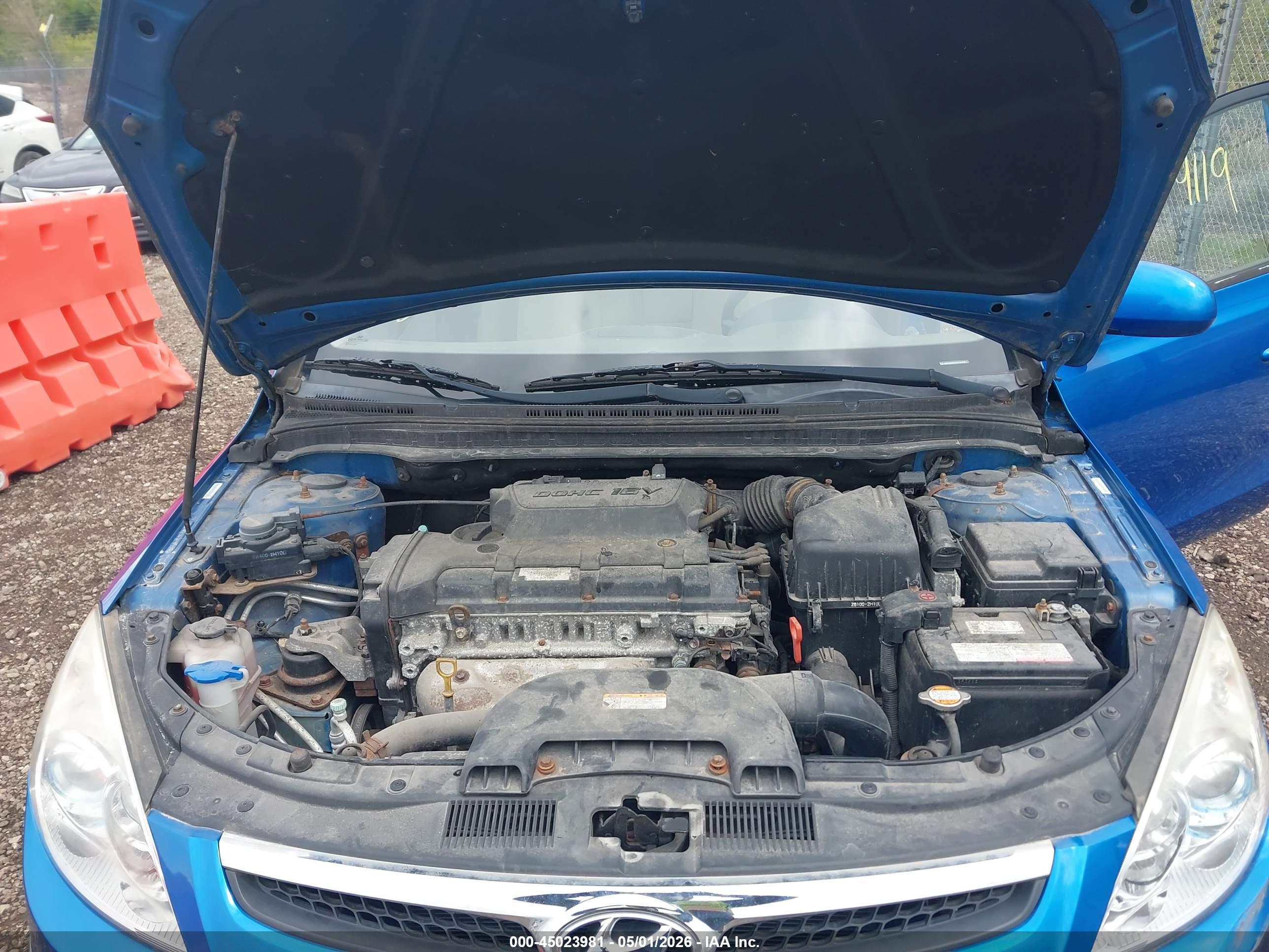 HYUNDAI ELANTRA image 10