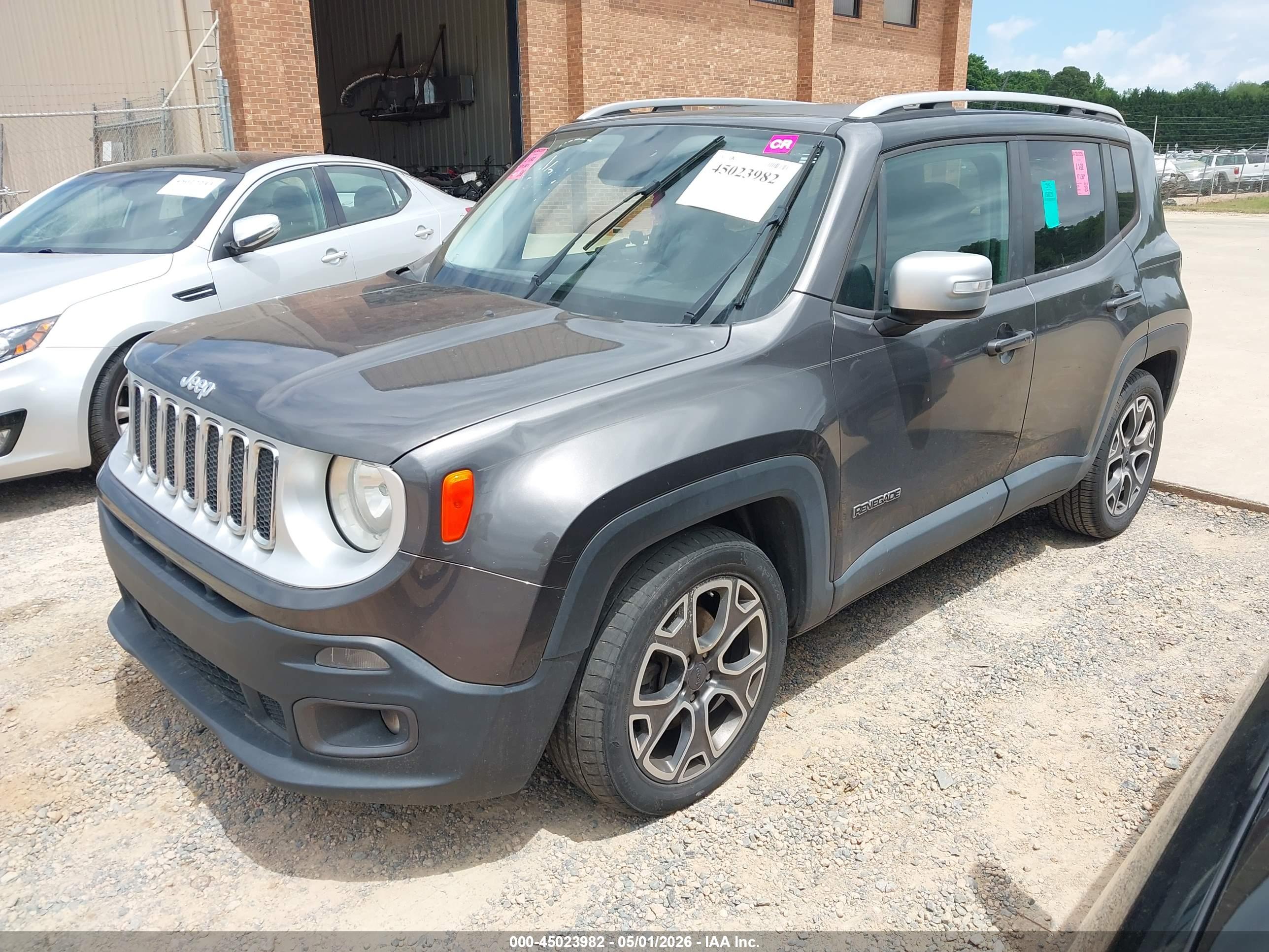 JEEP RENEGADE image 2
