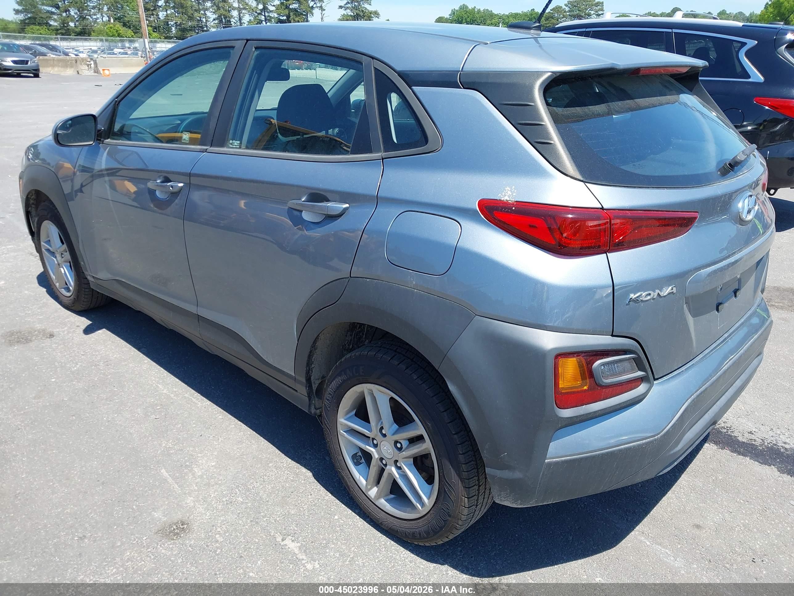 HYUNDAI KONA image 3