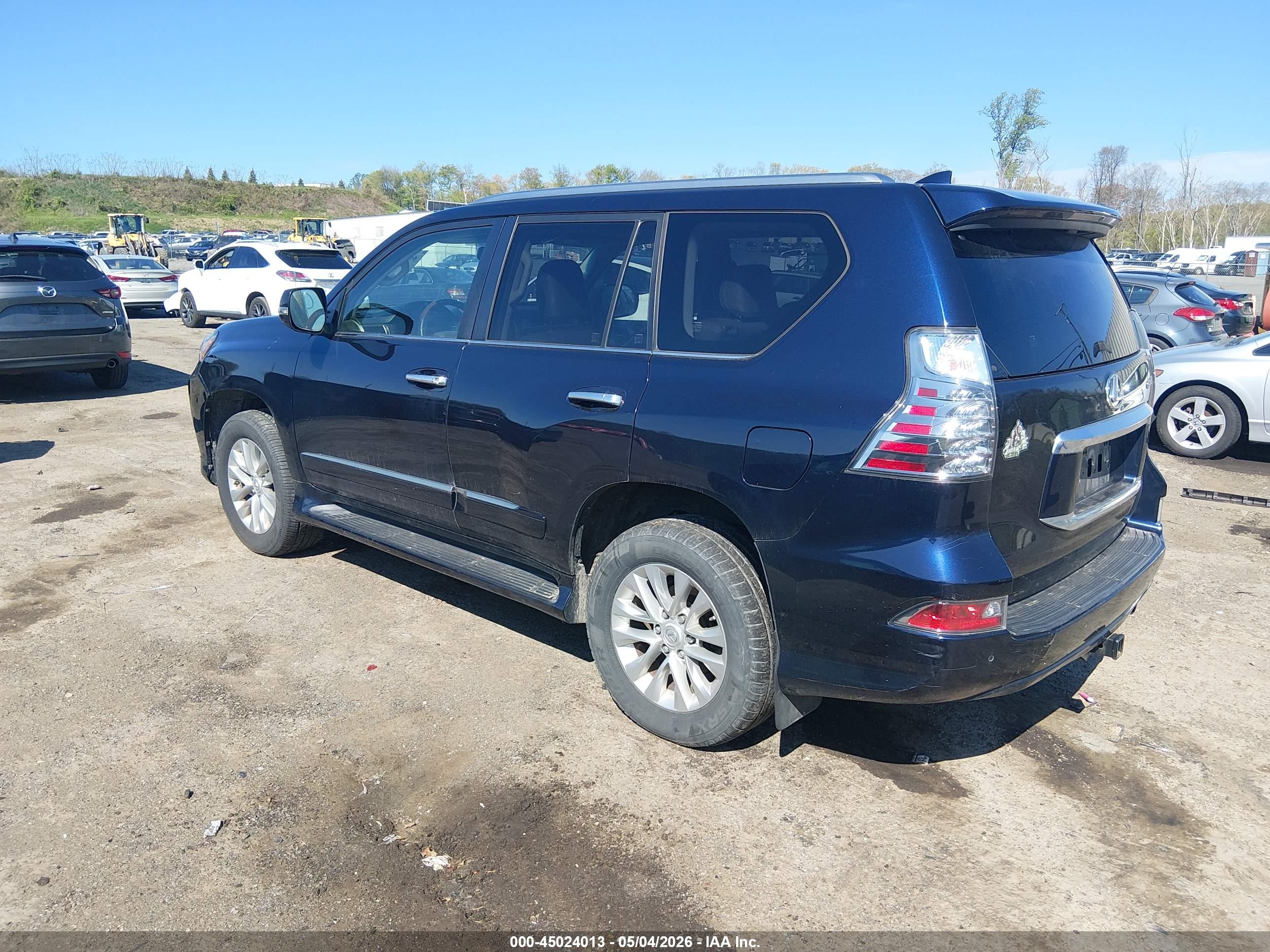 LEXUS GX image 3