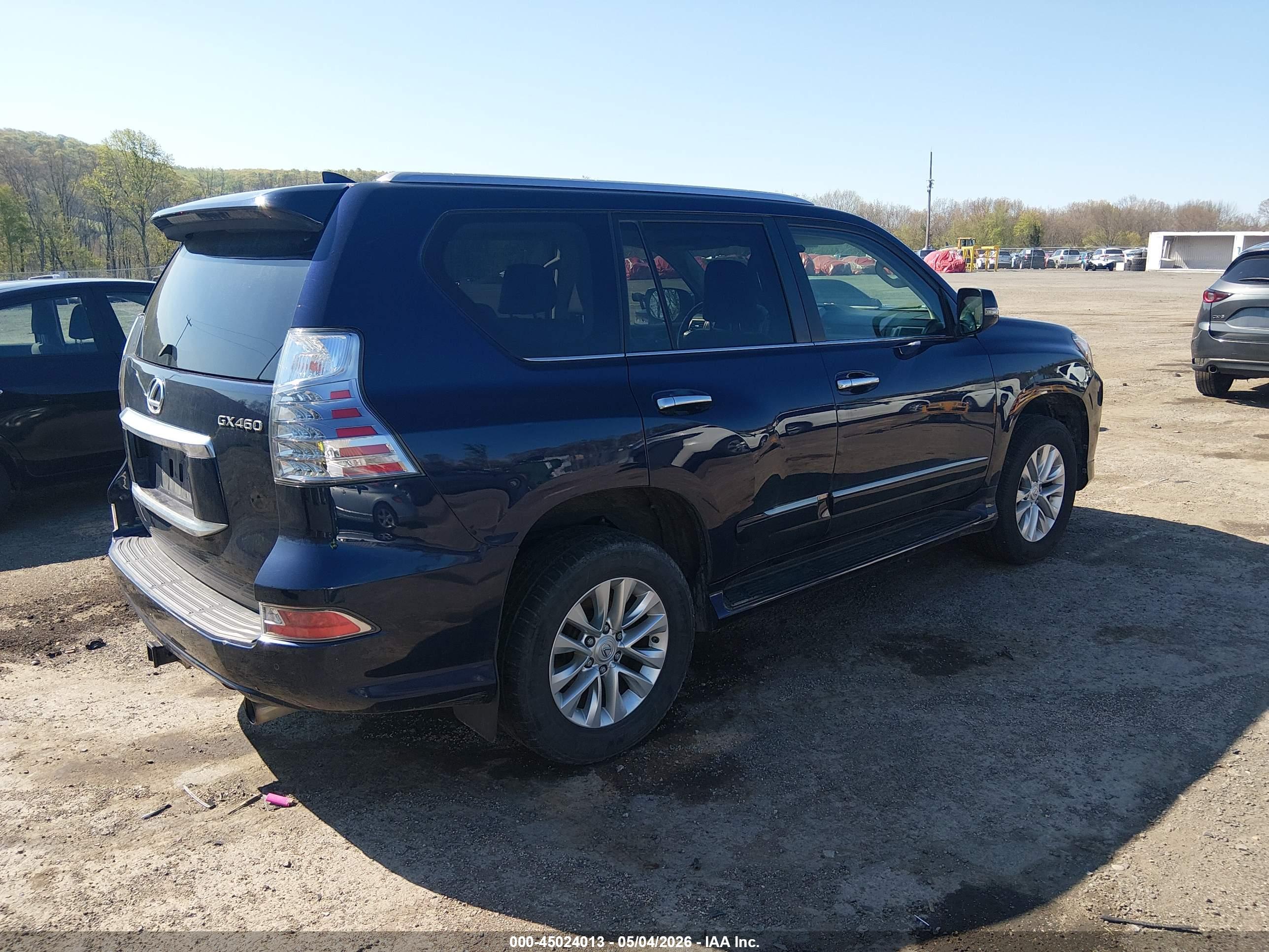 LEXUS GX image 4