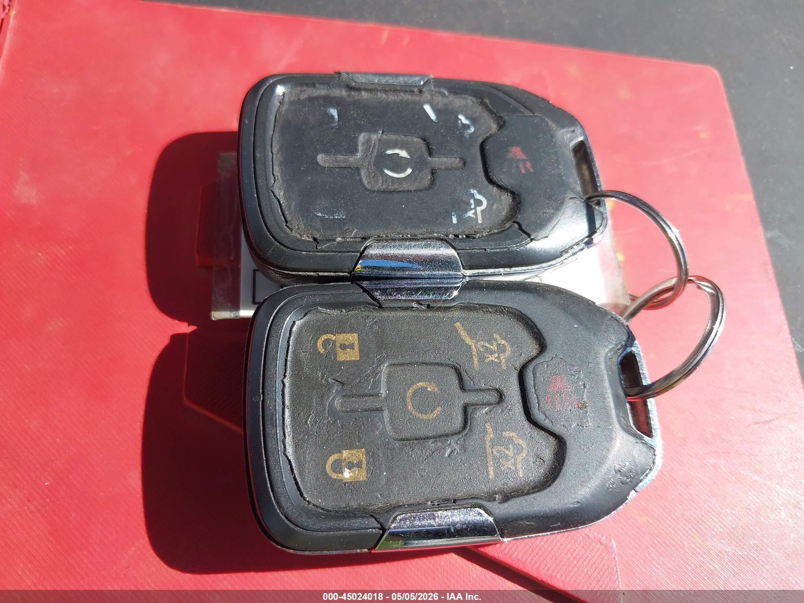 GMC YUKON image 11