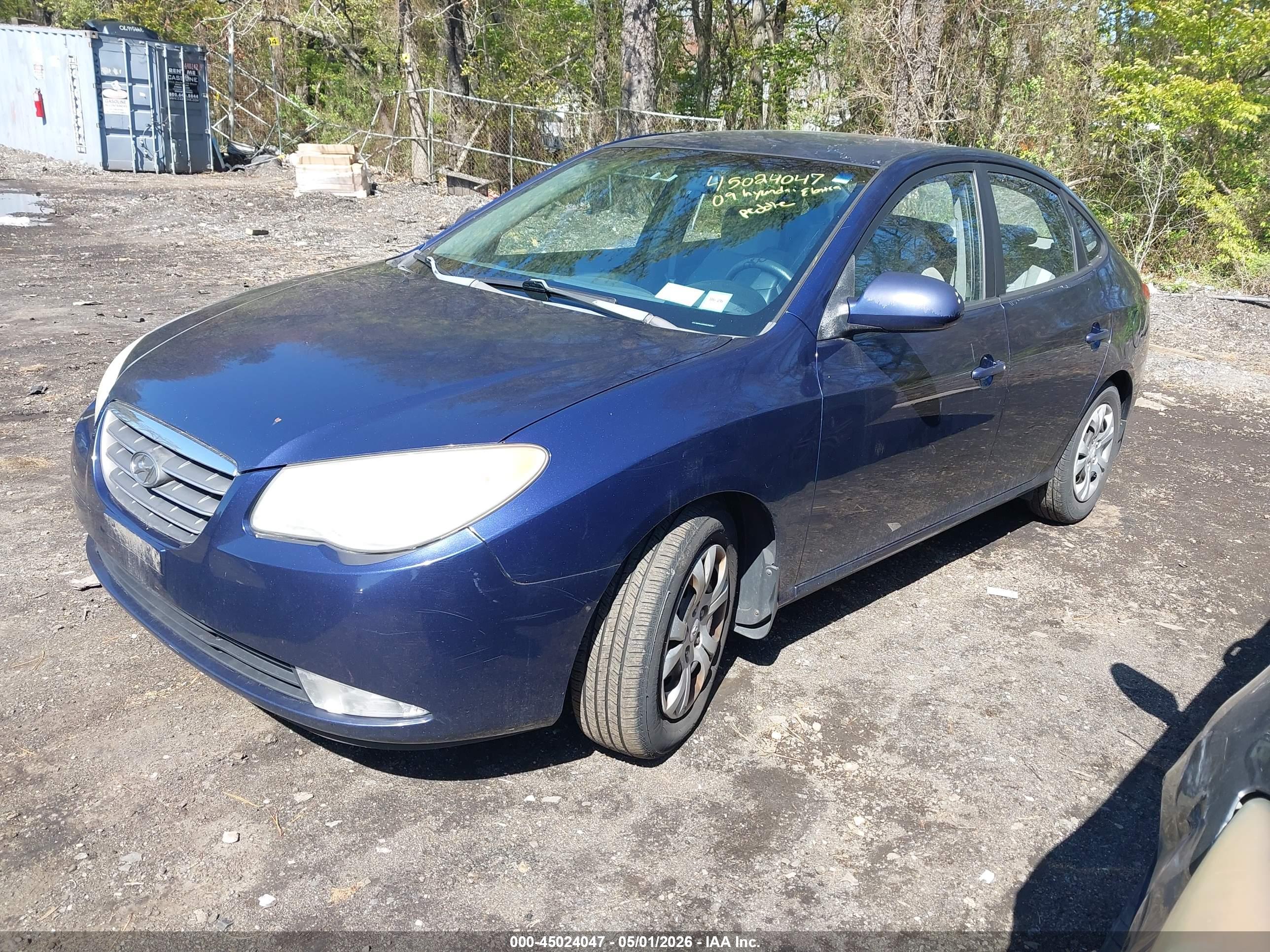 HYUNDAI ELANTRA image 2