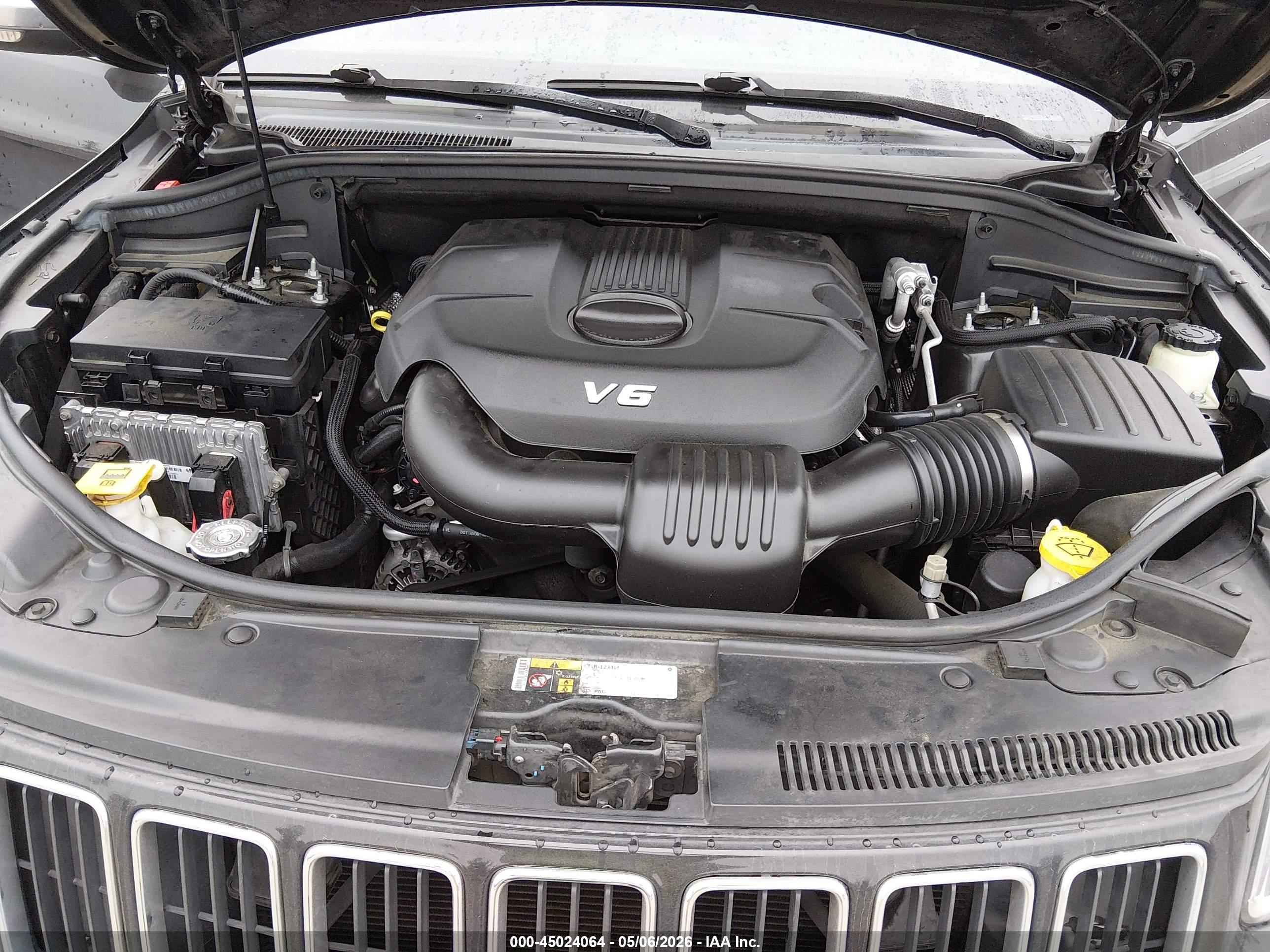 JEEP GRAND image 10