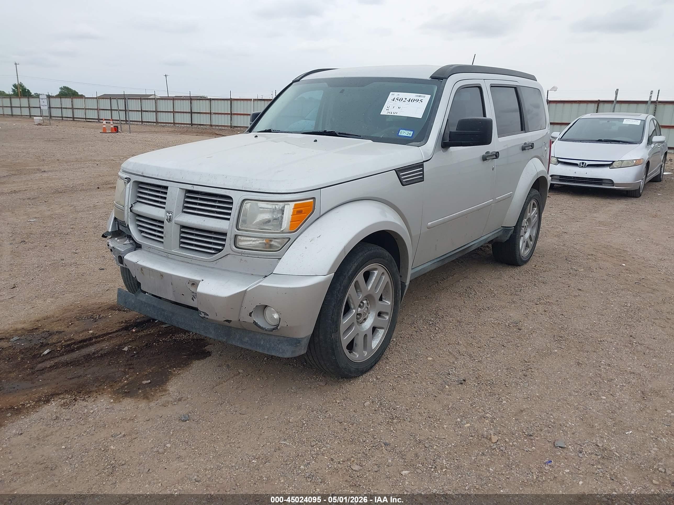 DODGE NITRO image 2