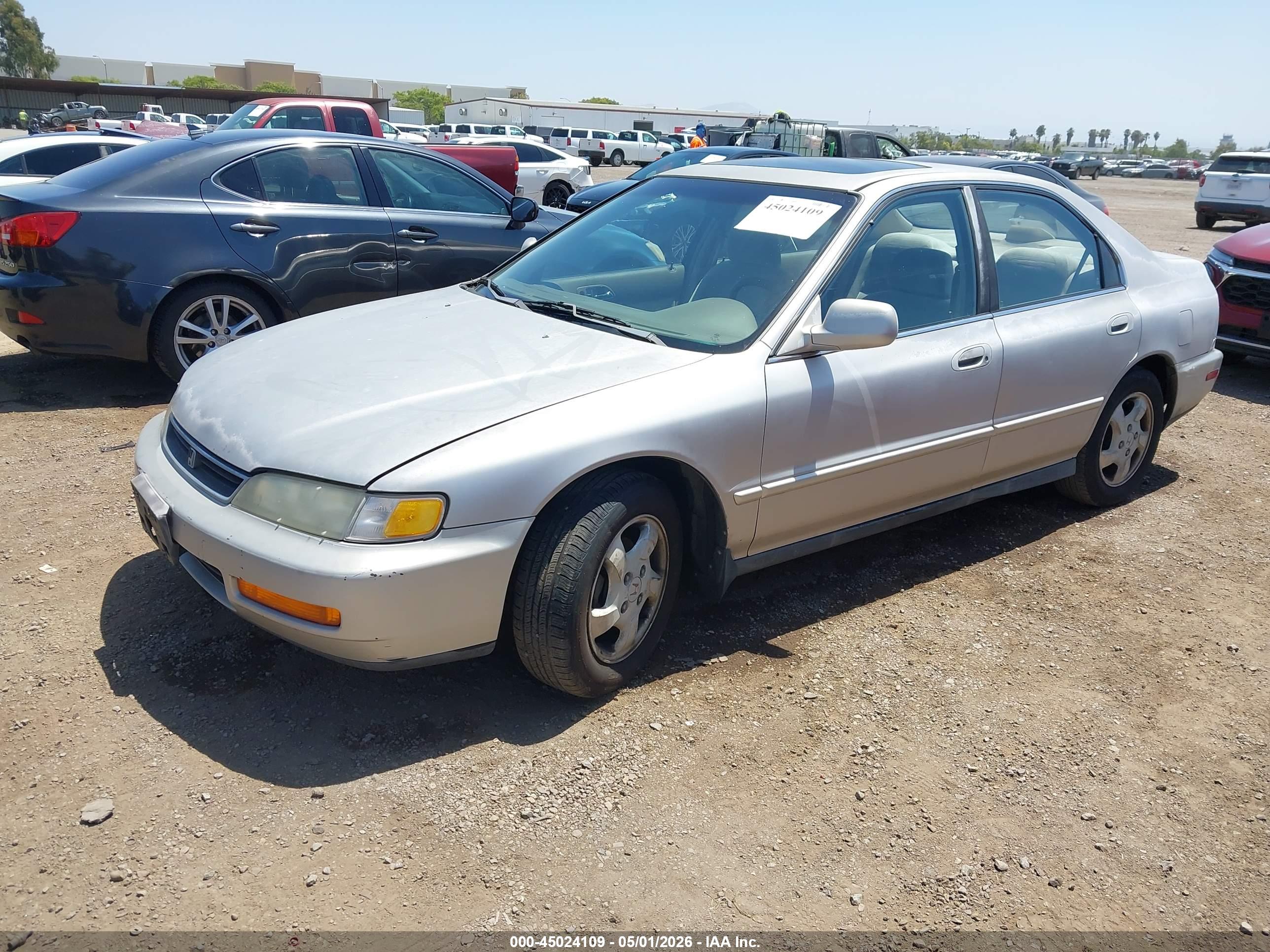 HONDA ACCORD image 2