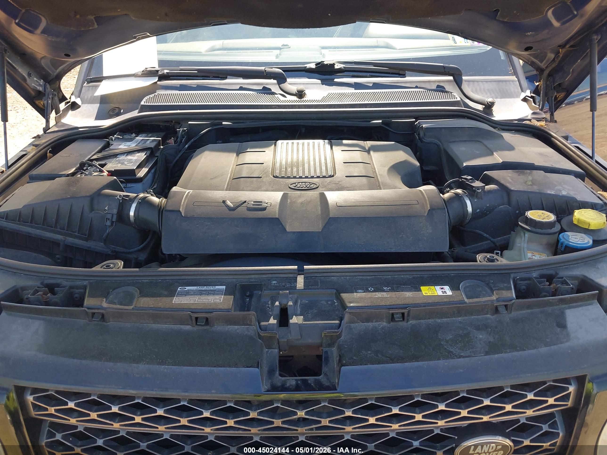 LAND ROVER image 10