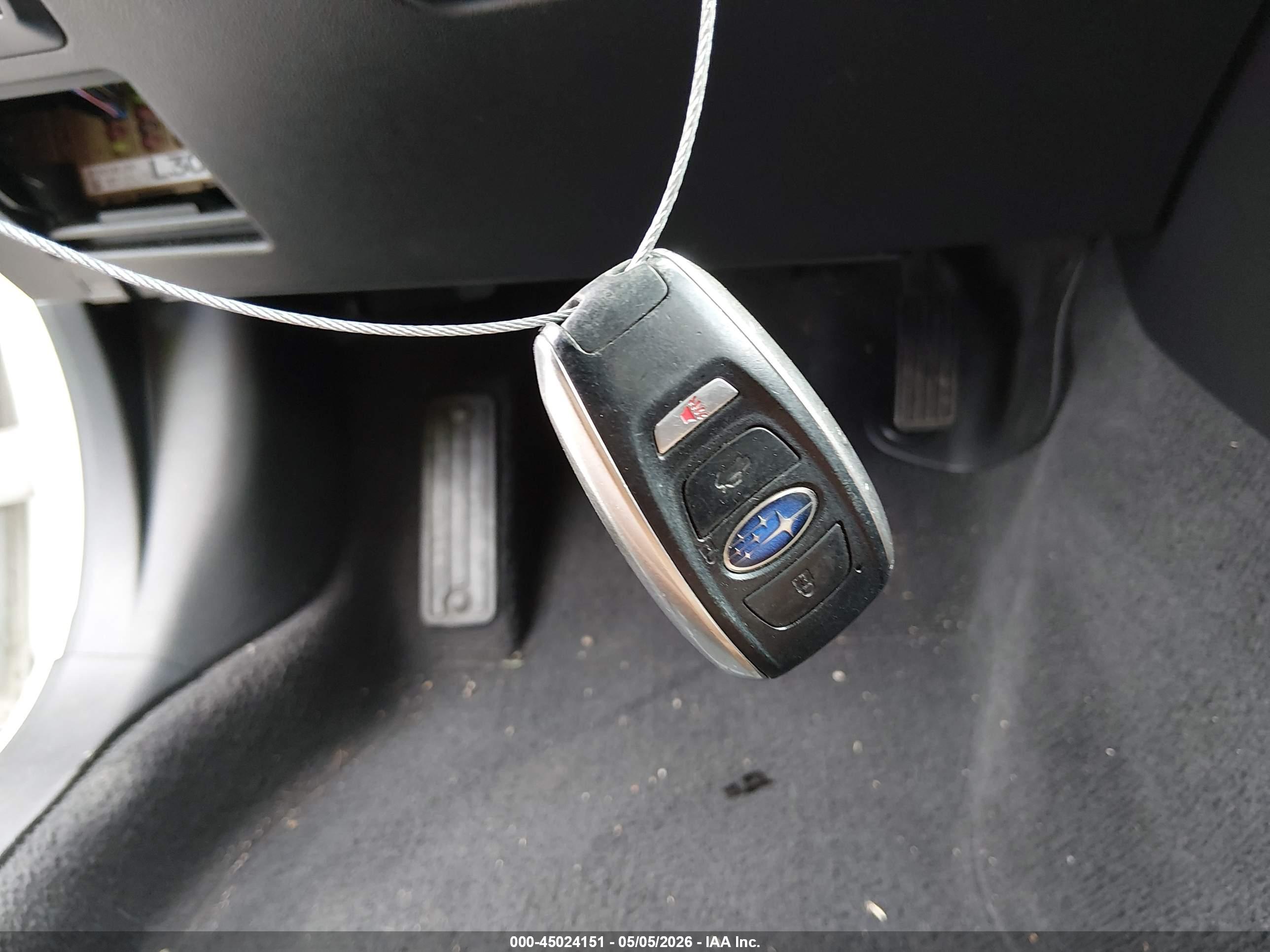 SUBARU OUTBACK image 11