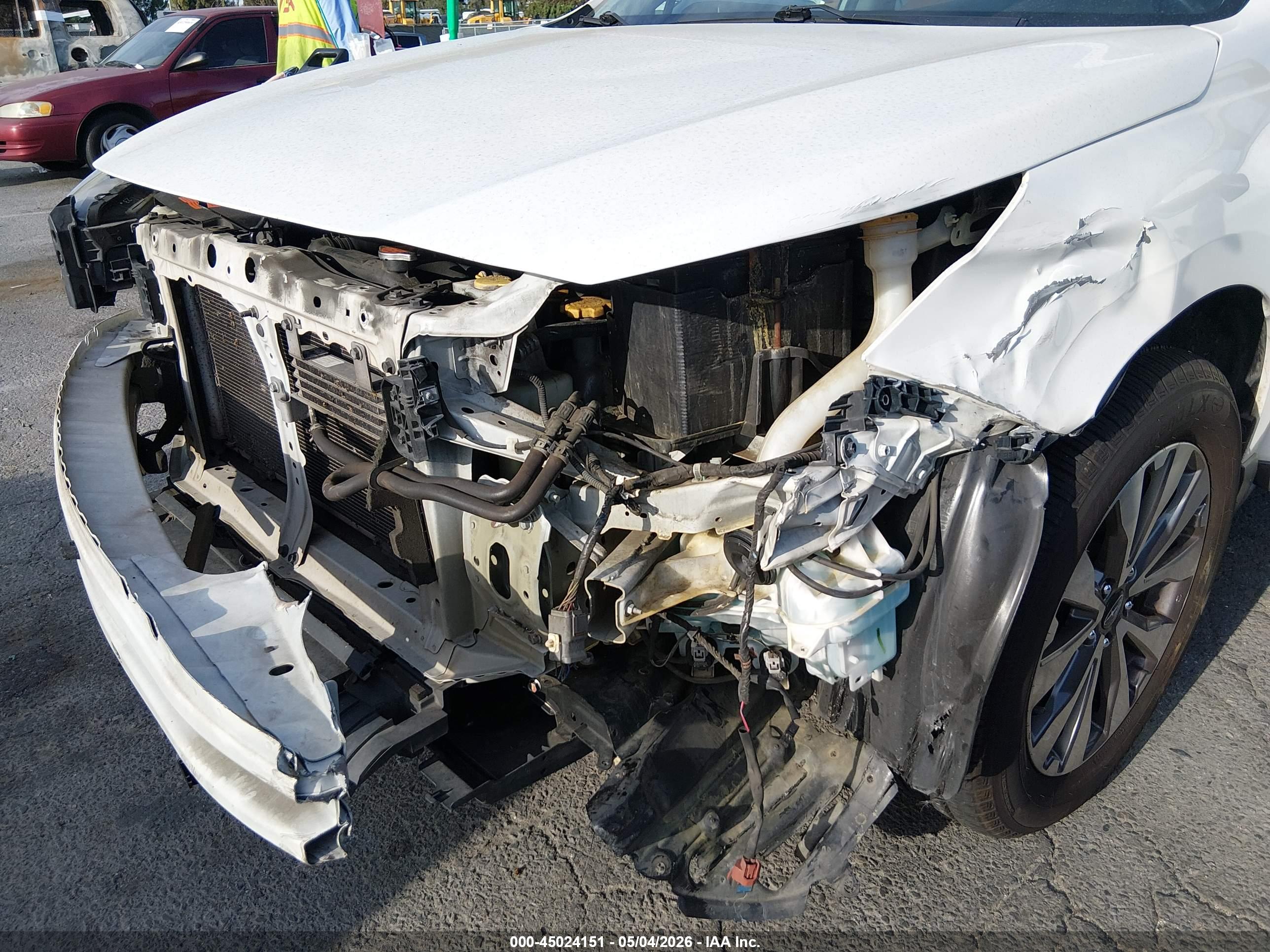 SUBARU OUTBACK image 6
