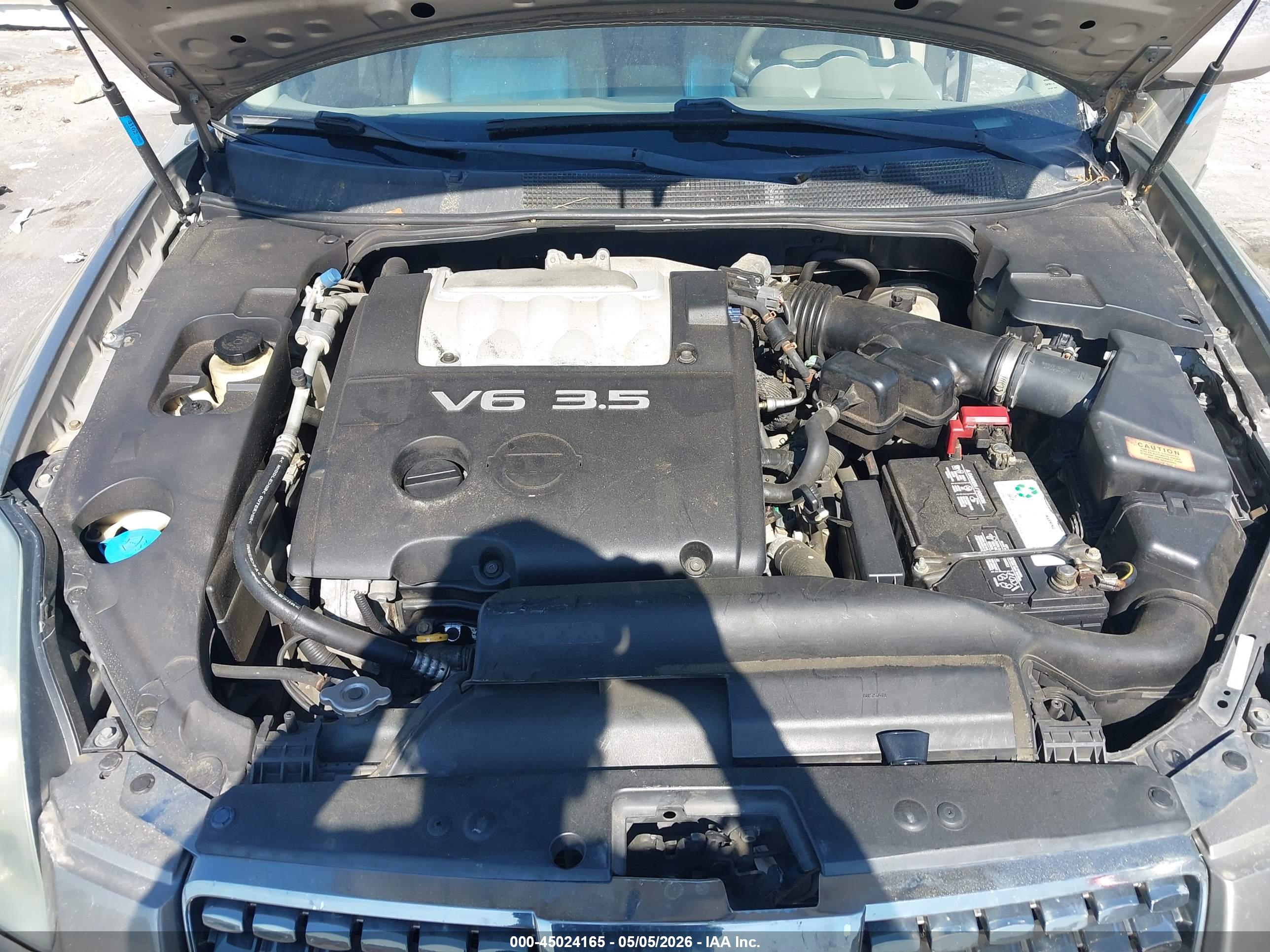 NISSAN MAXIMA image 10