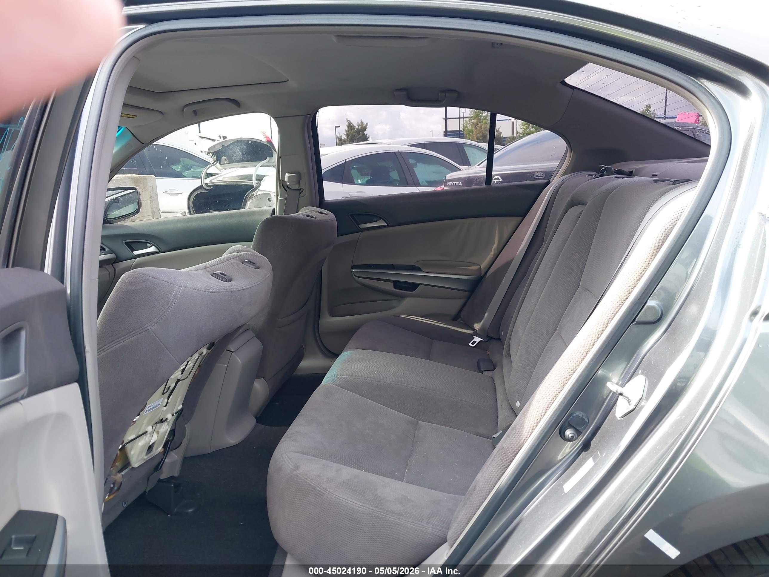 HONDA ACCORD image 8