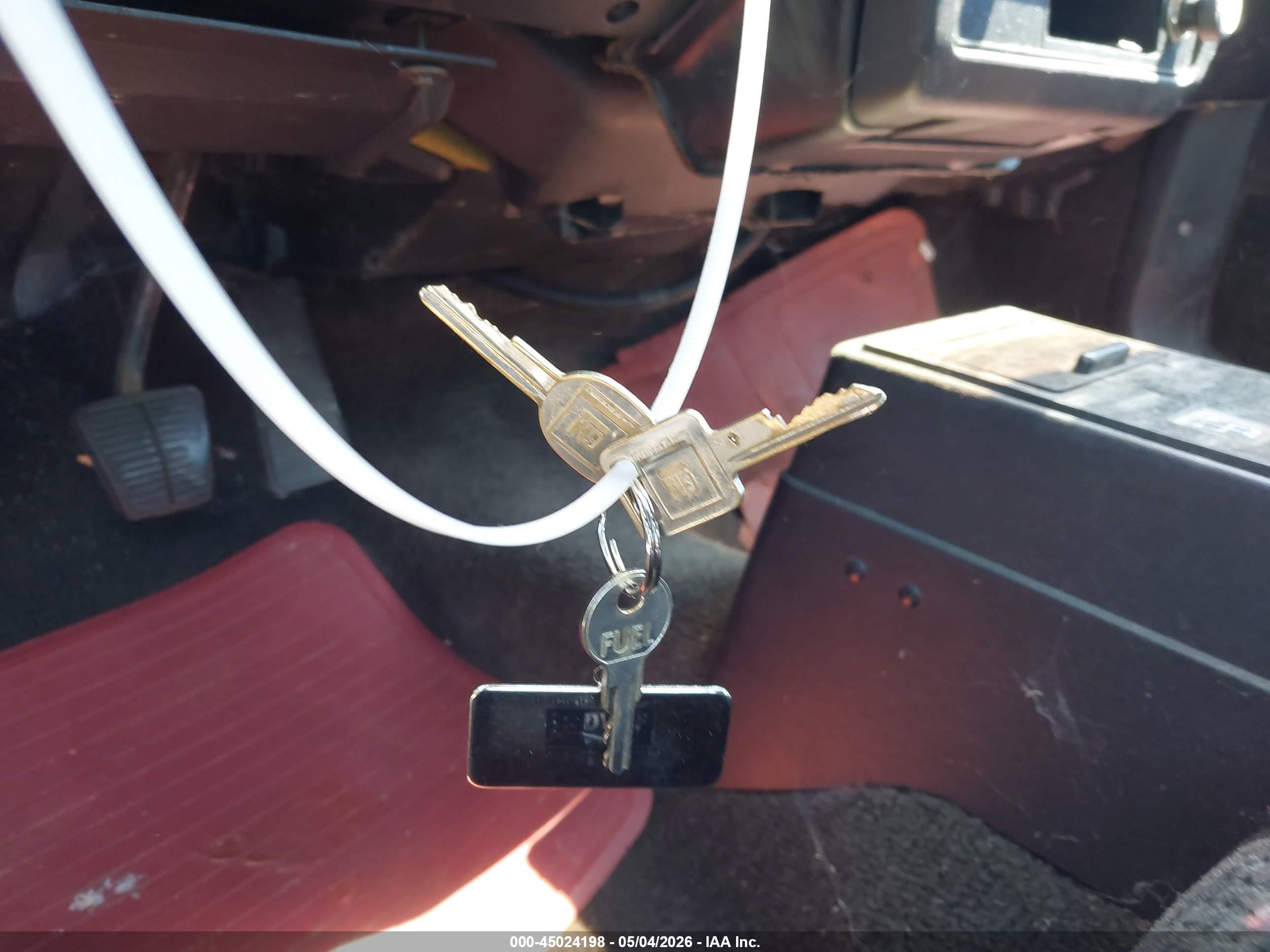 OLDSMOBILE FIRENZA image 11
