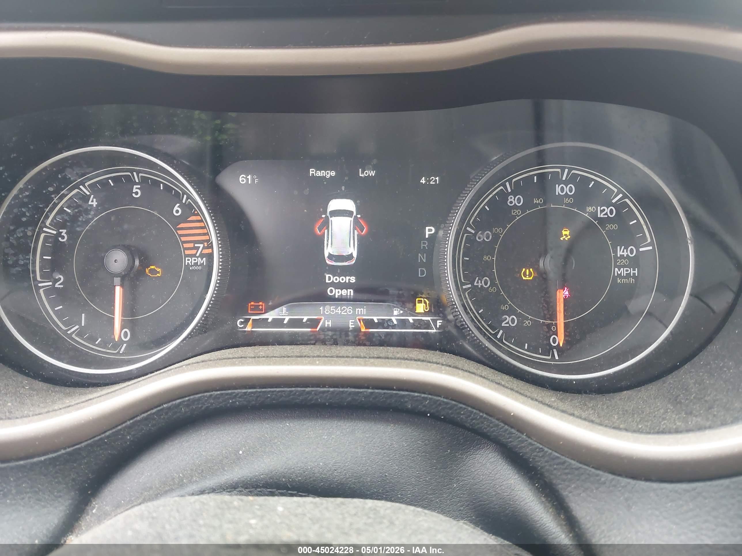JEEP CHEROKEE image 7