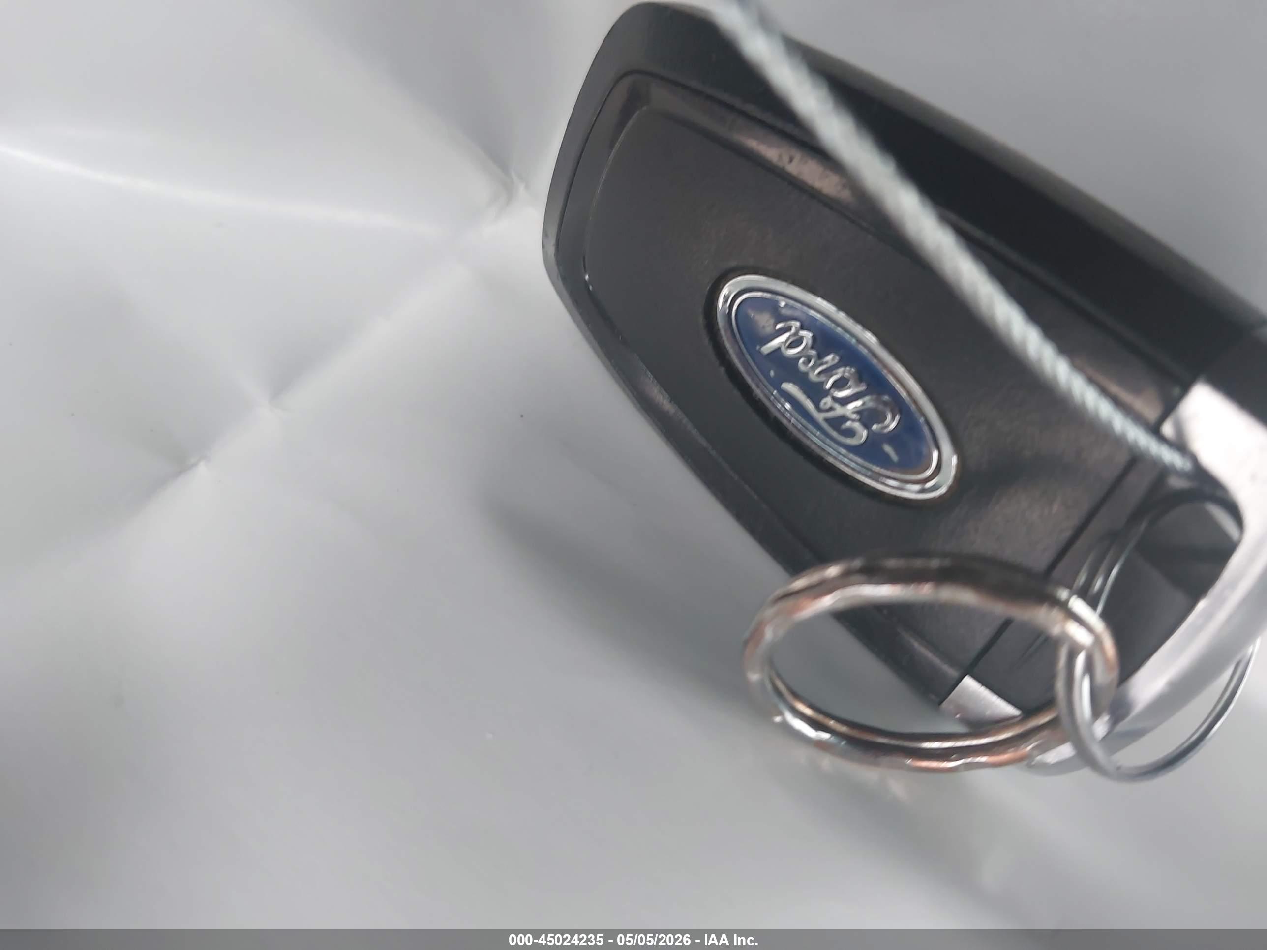 FORD ESCAPE image 11
