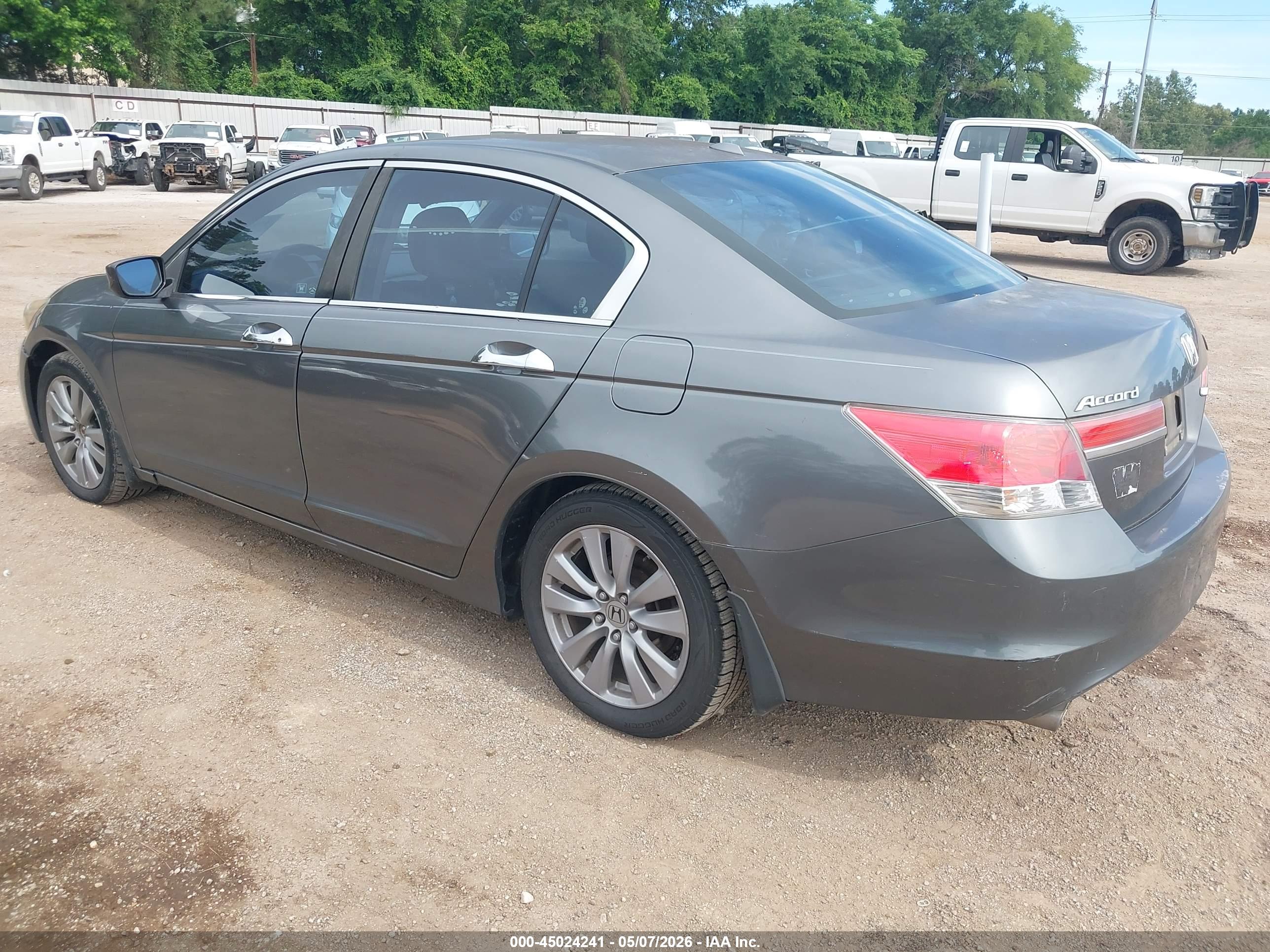 HONDA ACCORD image 3