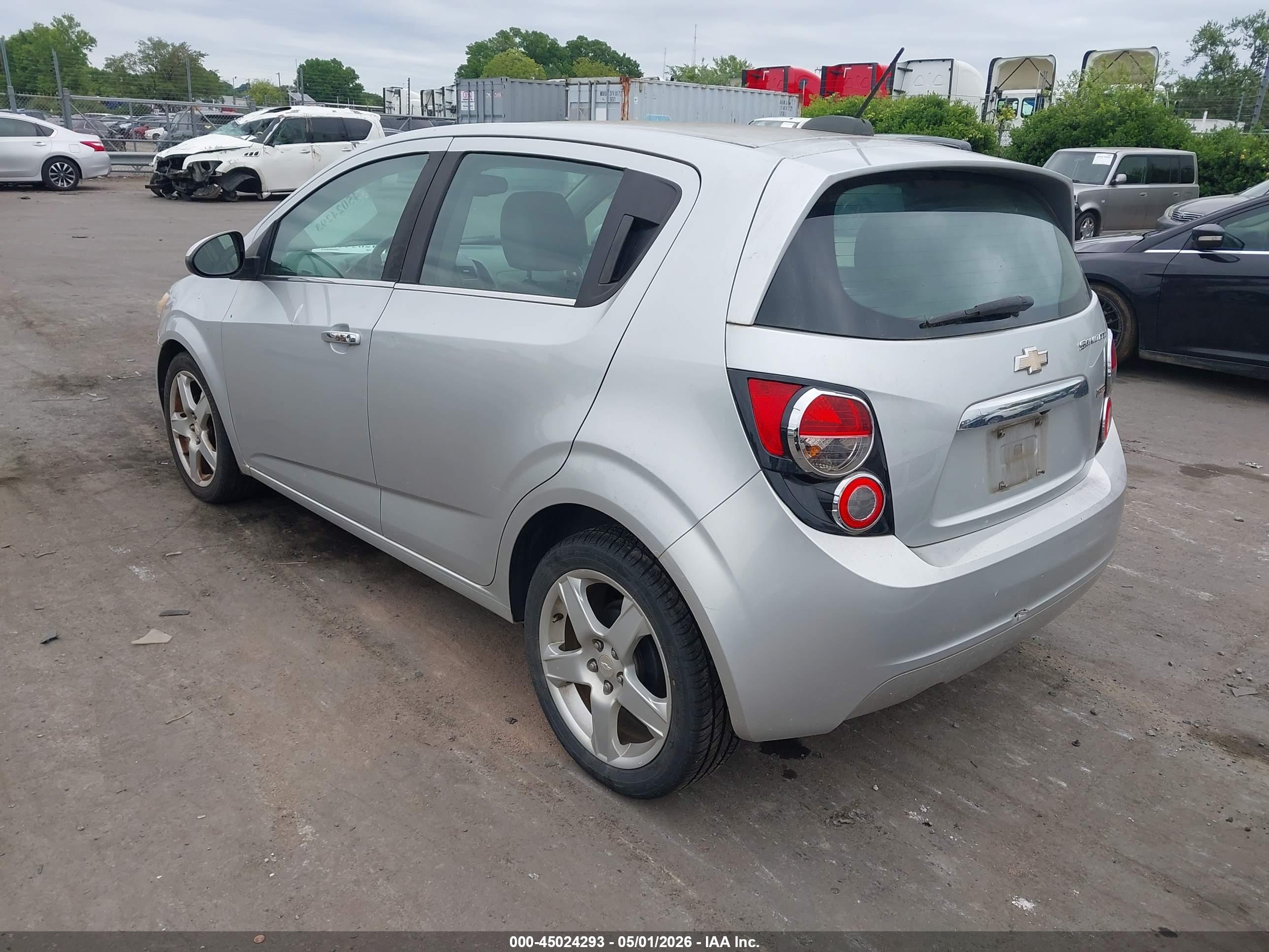 CHEVROLET SONIC image 3