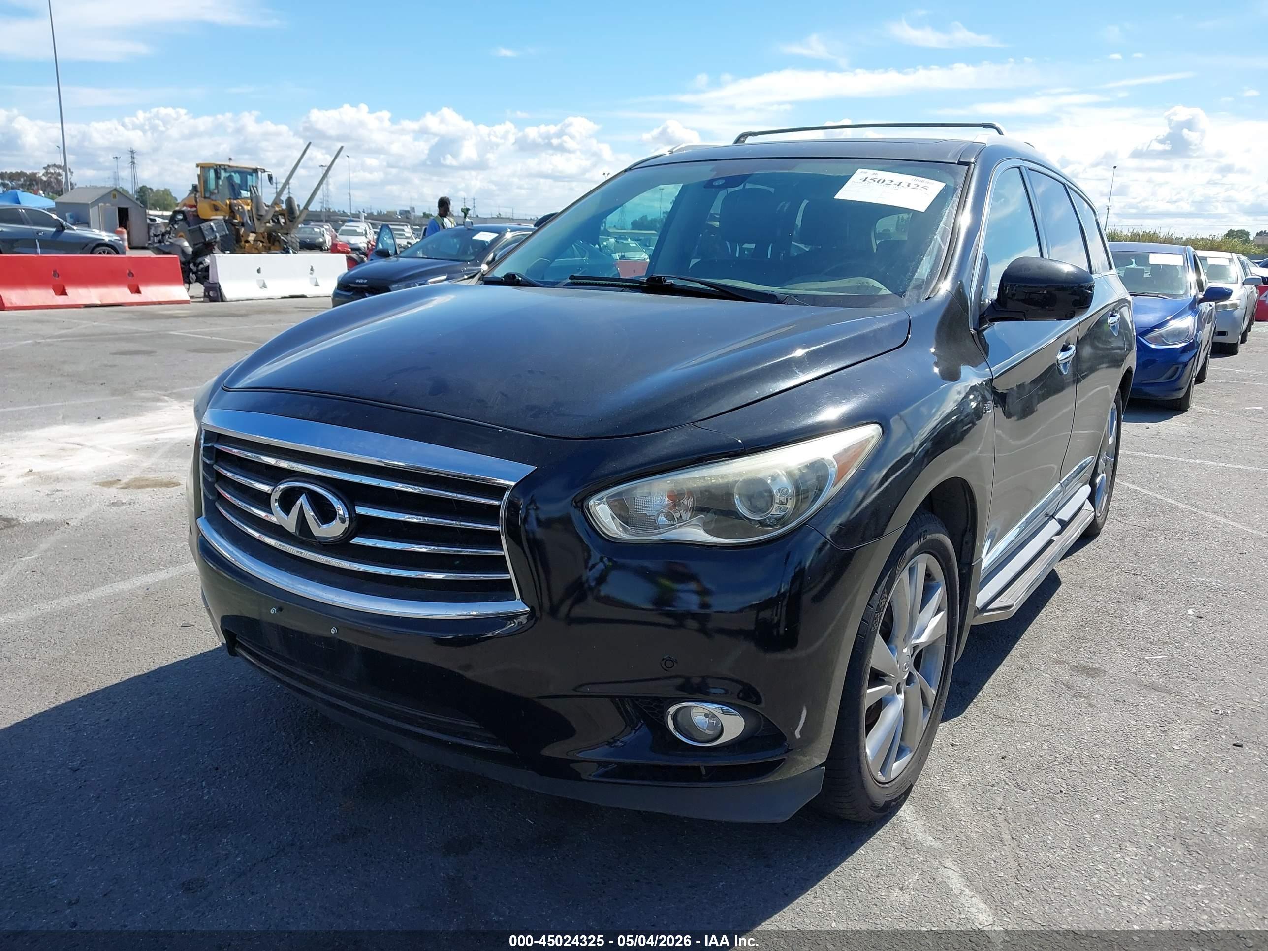 INFINITI QX60 image 2