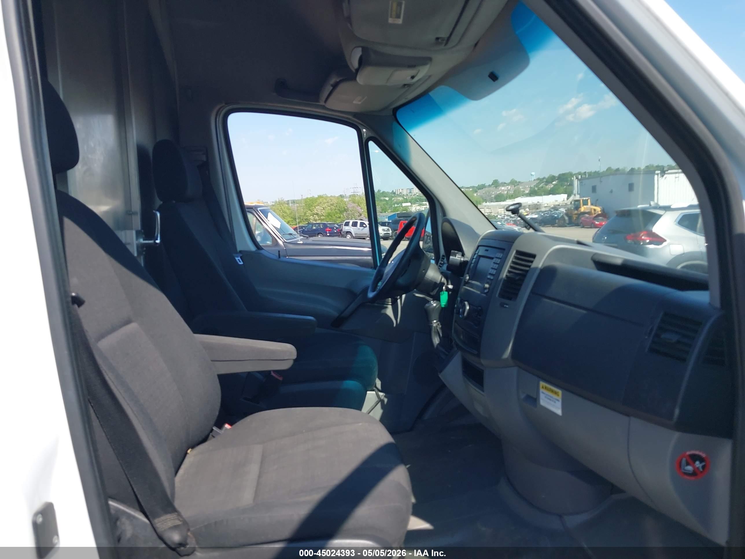 FREIGHTLINER SPRINTER image 5
