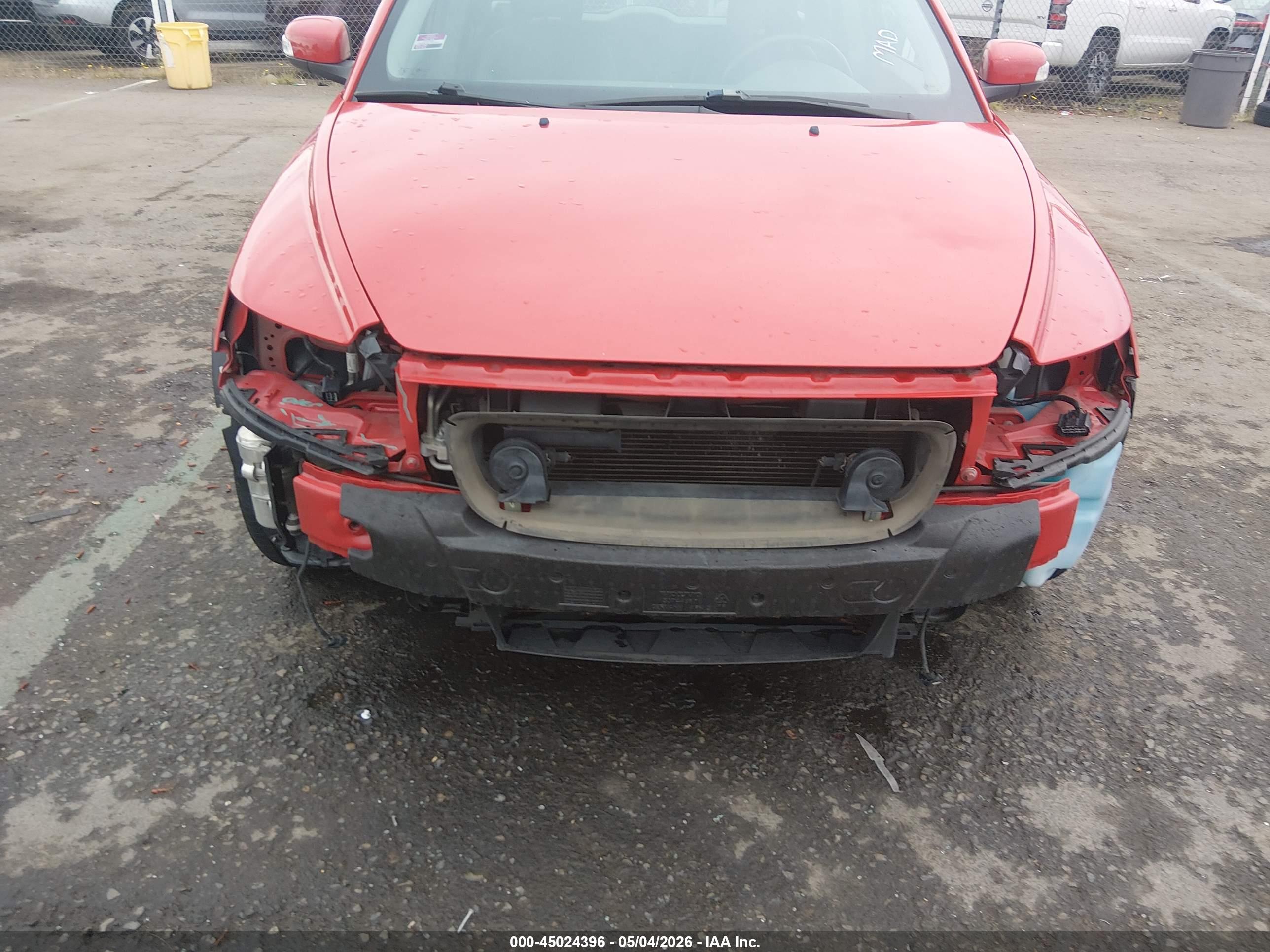 VOLVO V50 image 6