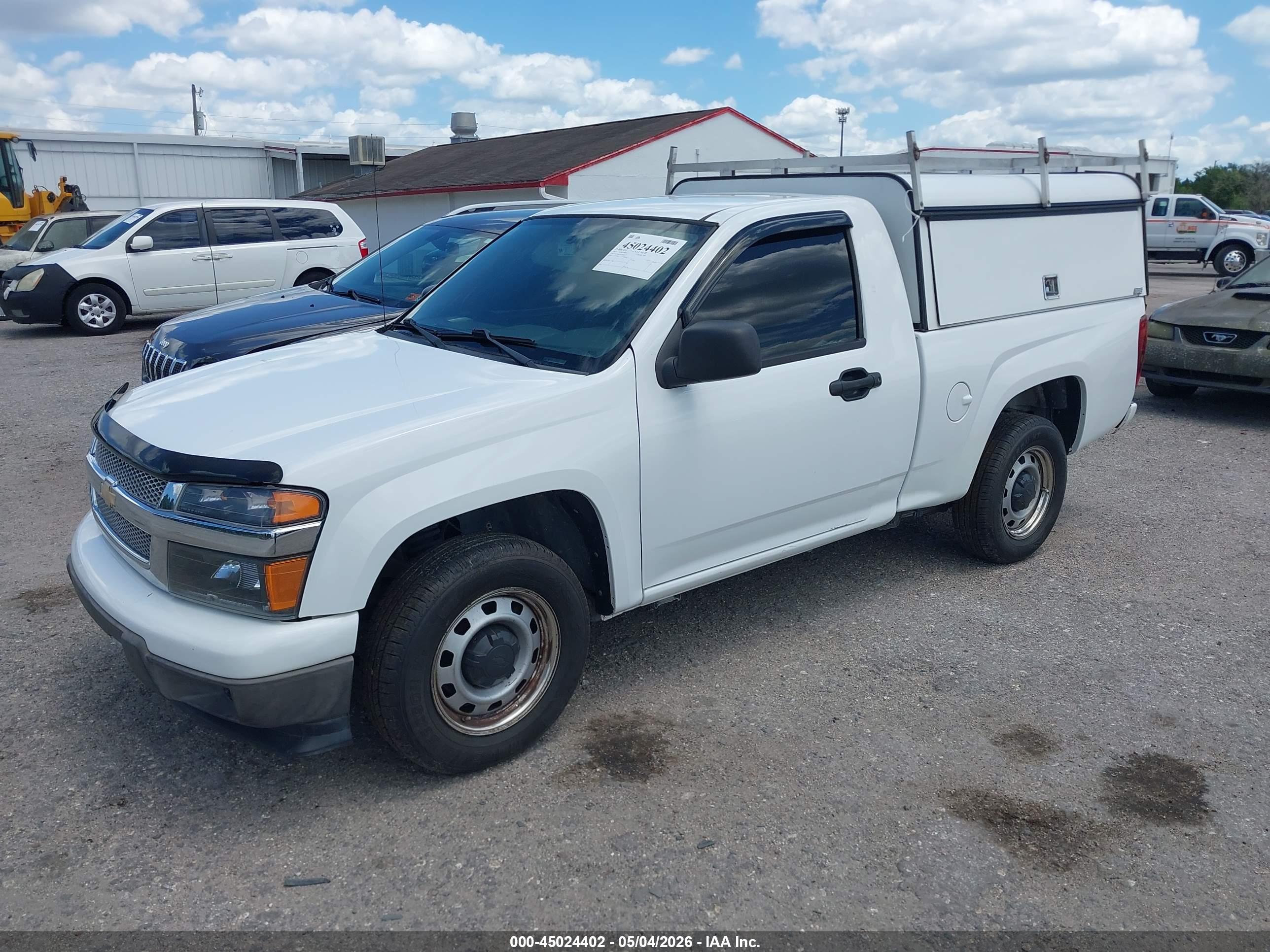 CHEVROLET COLORADO image 2