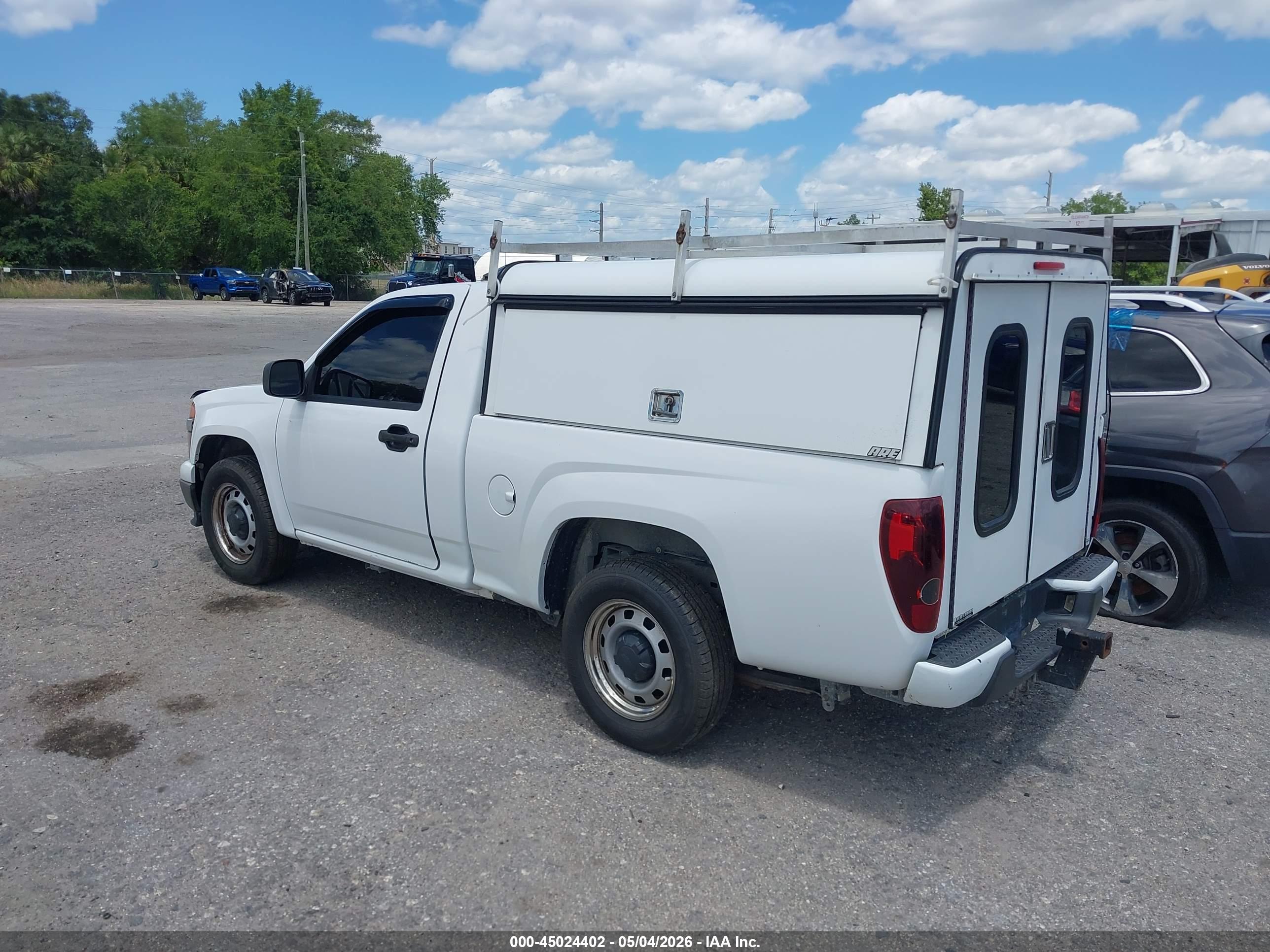 CHEVROLET COLORADO image 3