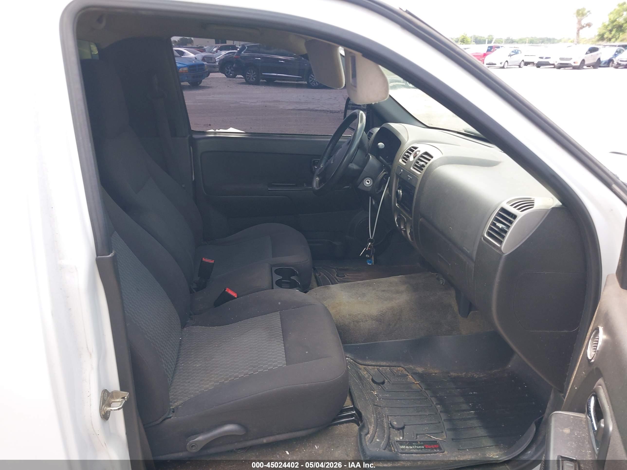 CHEVROLET COLORADO image 5