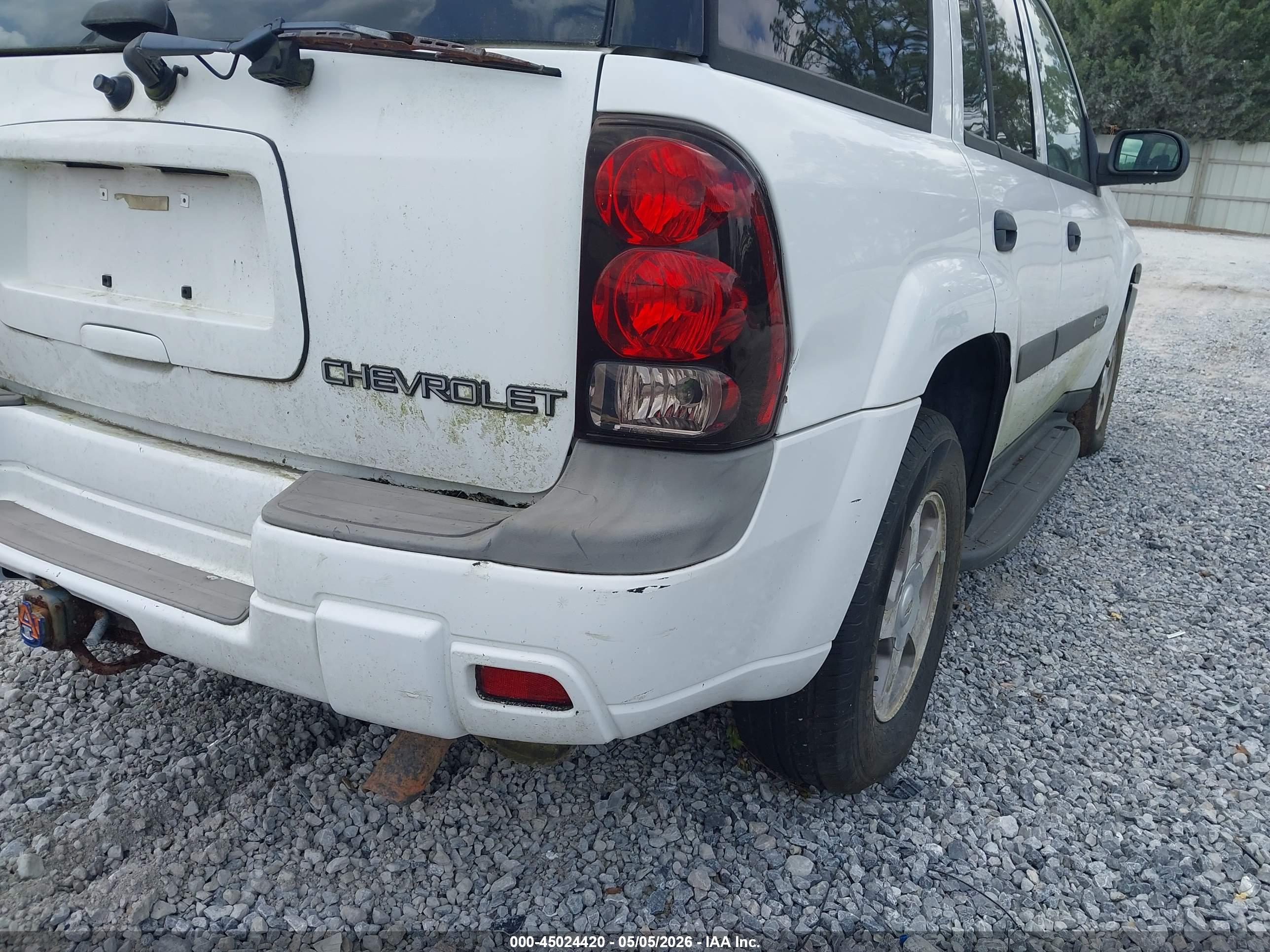 CHEVROLET TRAILBLAZER image 6