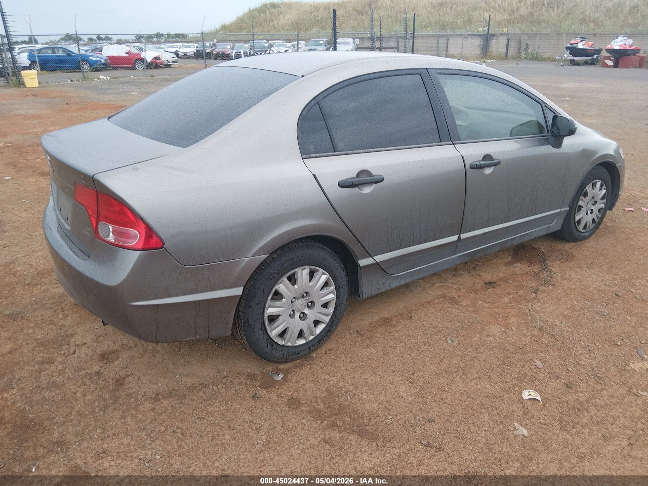 HONDA CIVIC image 4