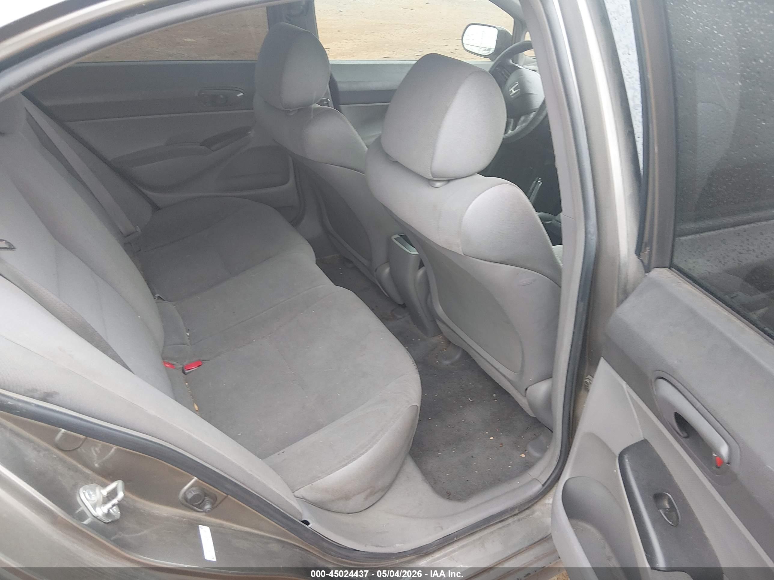 HONDA CIVIC image 8