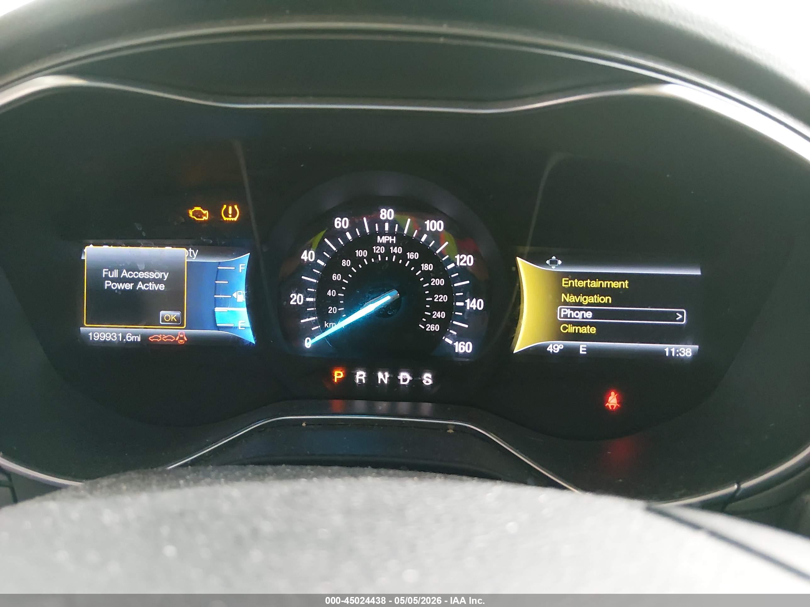 FORD FUSION image 7