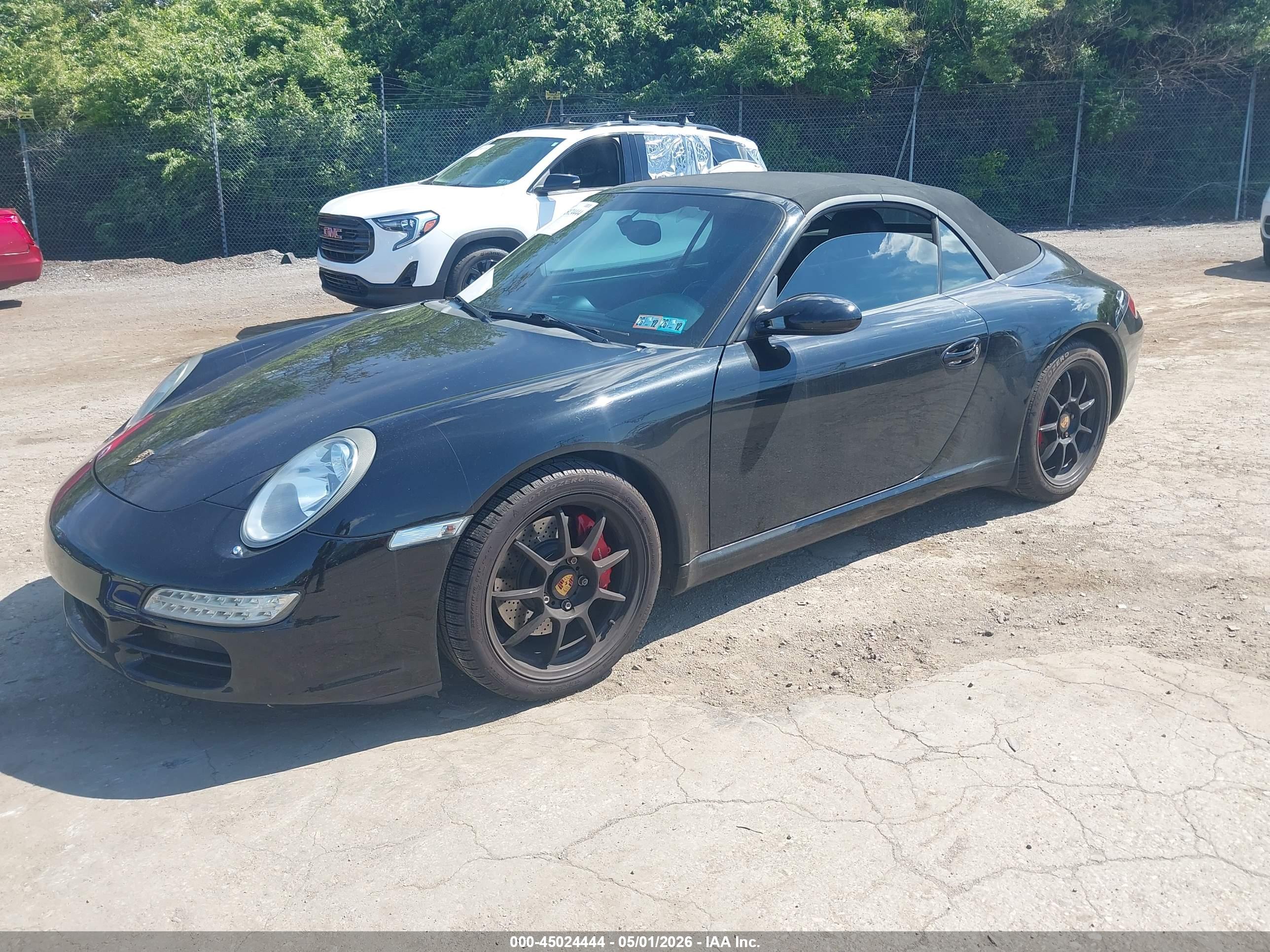 PORSCHE 911 image 2