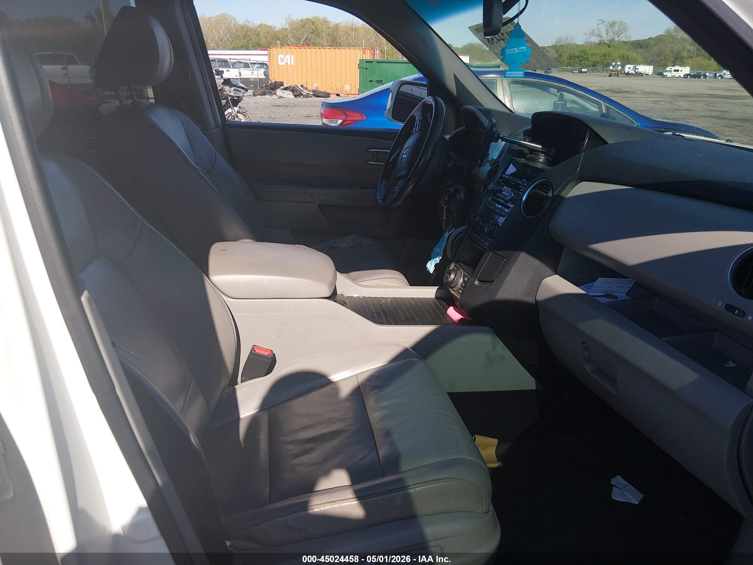 HONDA PILOT image 5