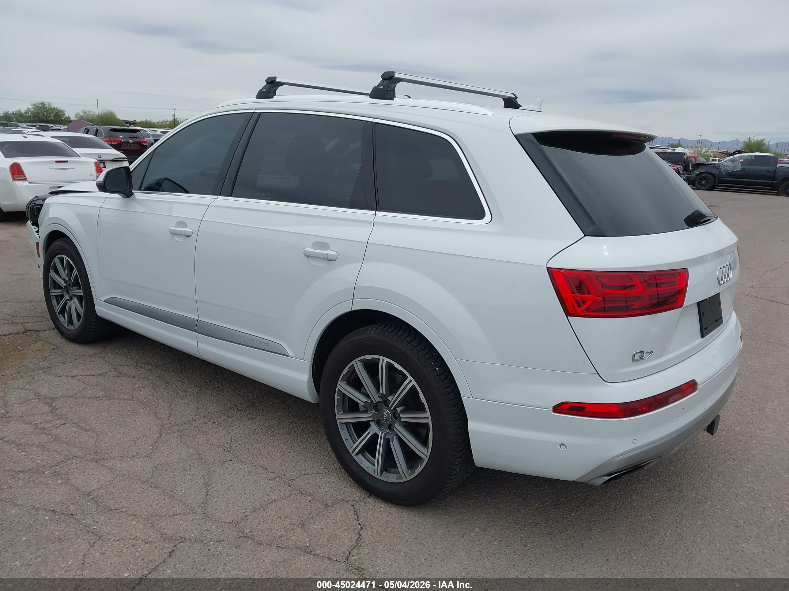 AUDI Q7 image 3
