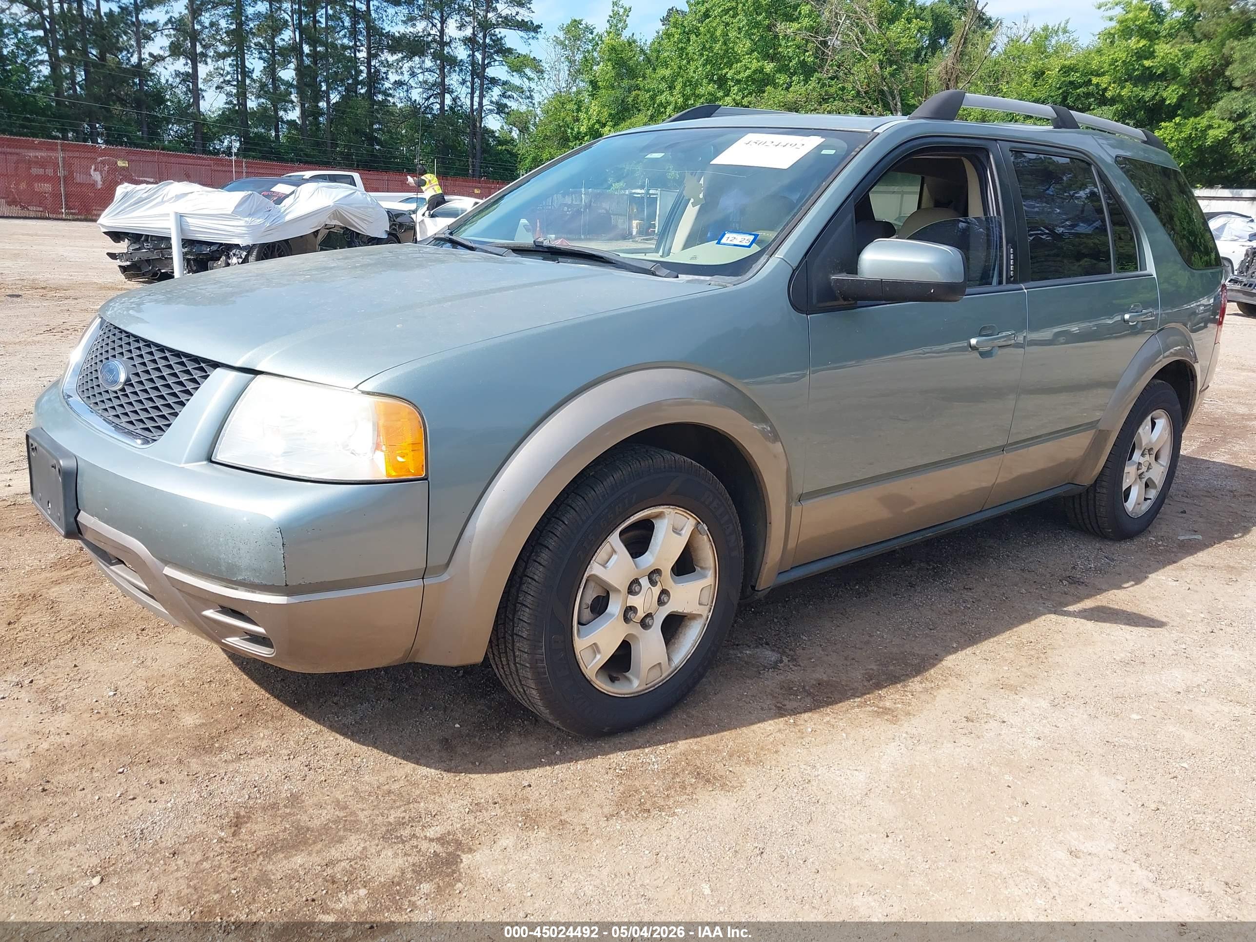 FORD FREESTYLE image 2