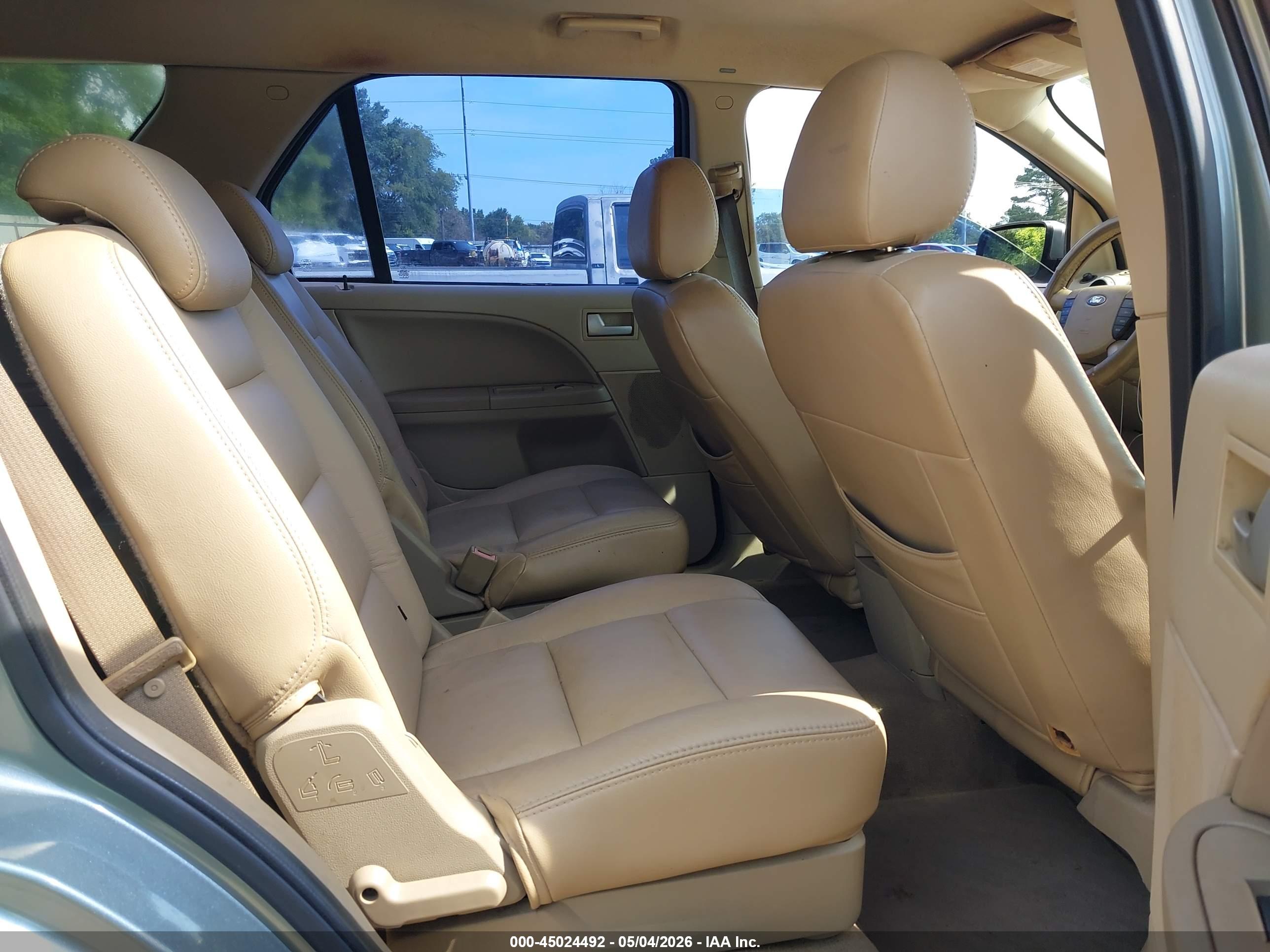 FORD FREESTYLE image 8