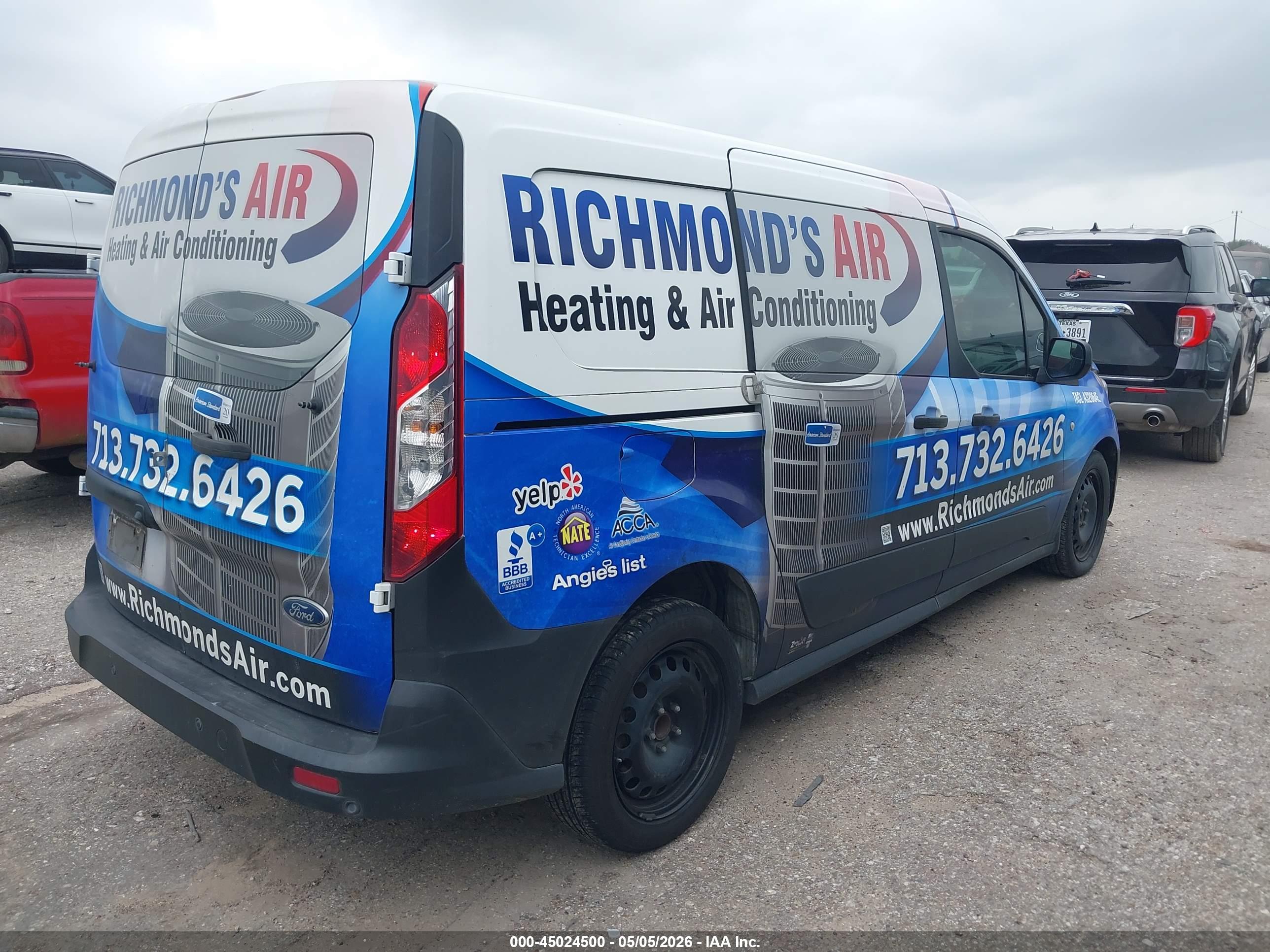 FORD TRANSIT image 4