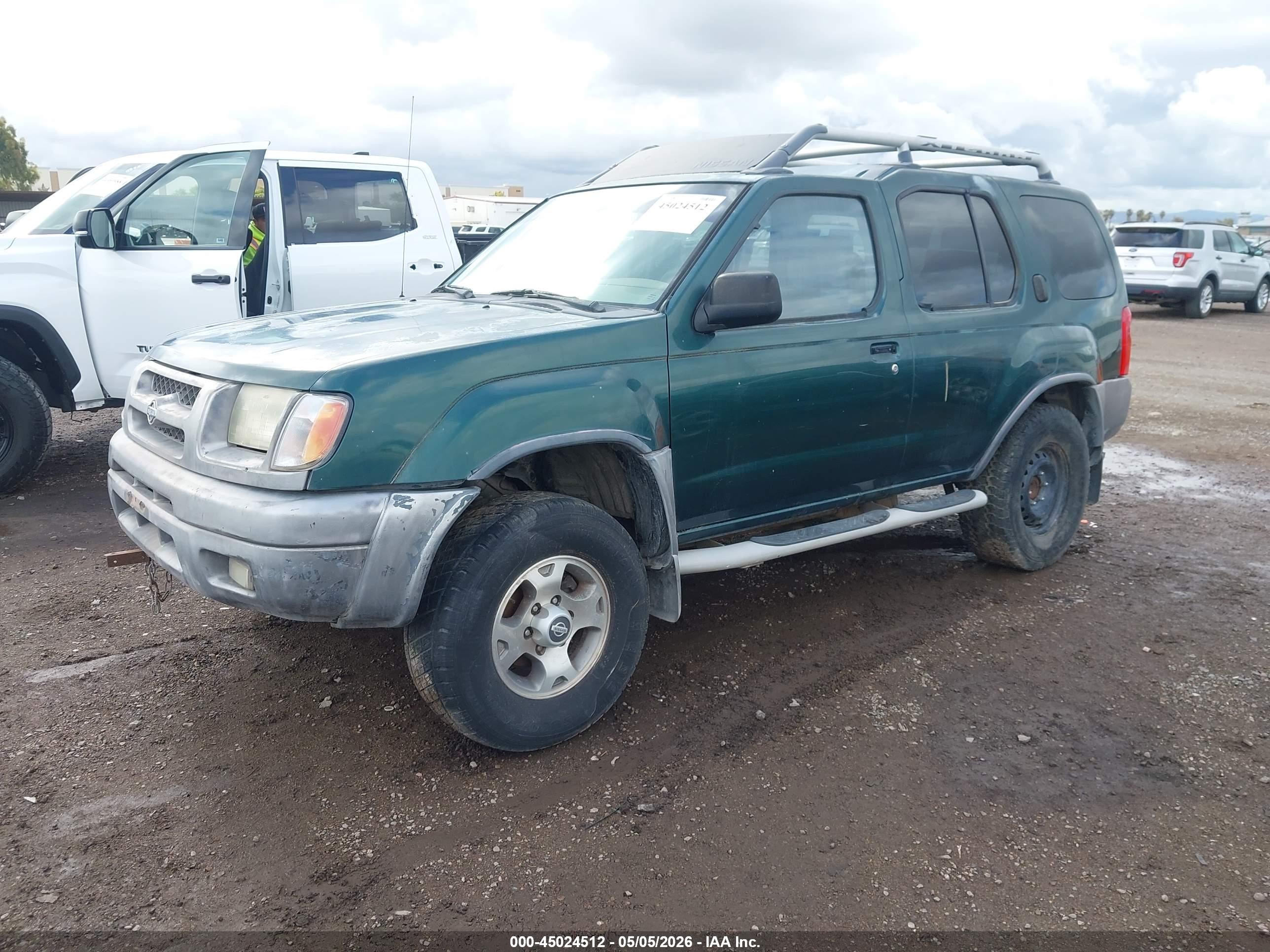 NISSAN XTERRA image 2