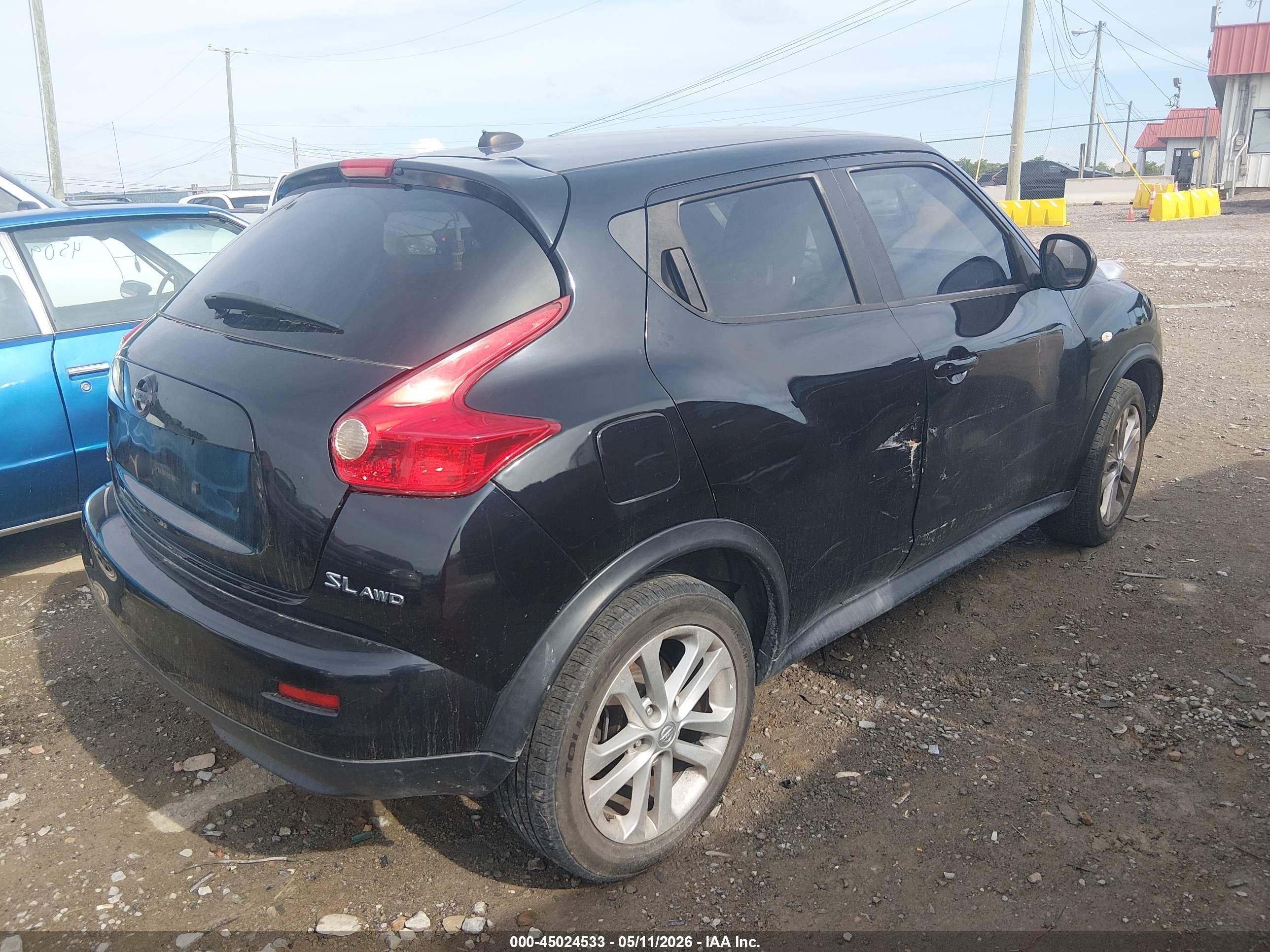 NISSAN JUKE image 4