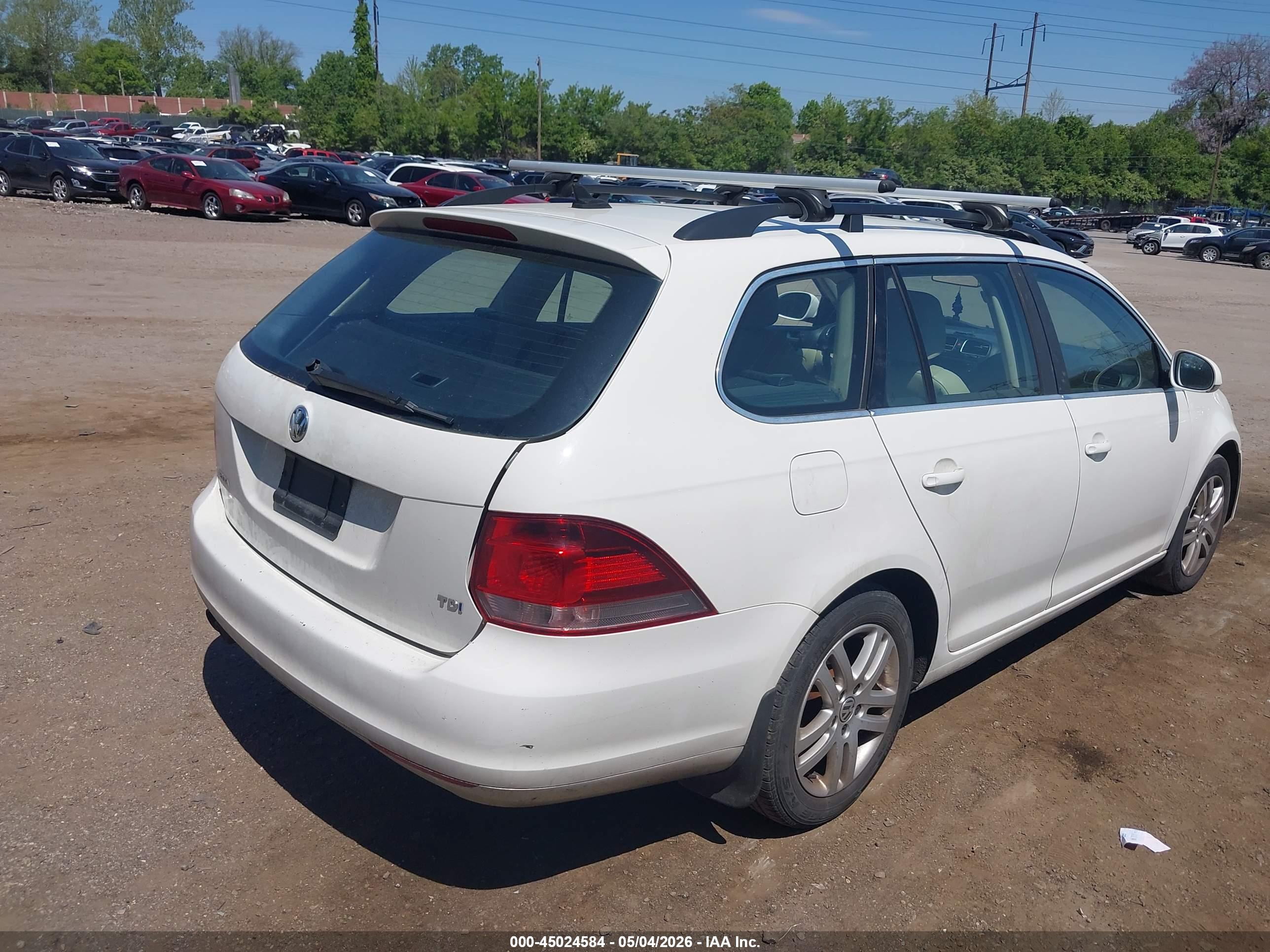 VOLKSWAGEN JETTA image 4