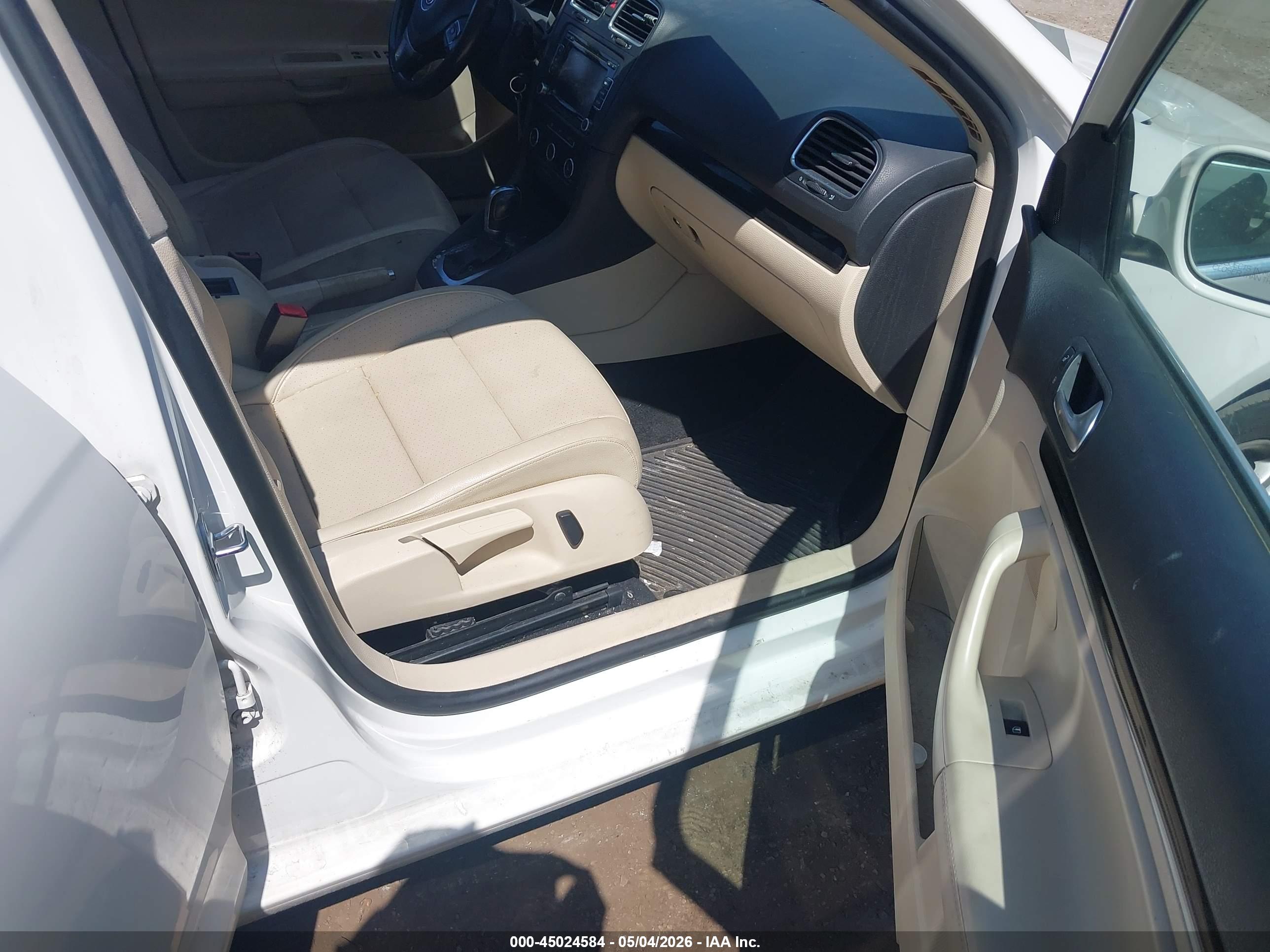 VOLKSWAGEN JETTA image 5
