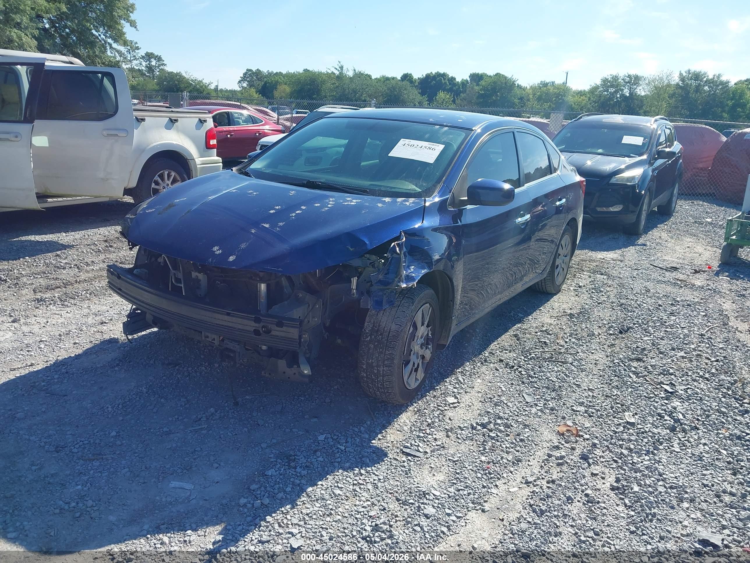 NISSAN SENTRA image 2