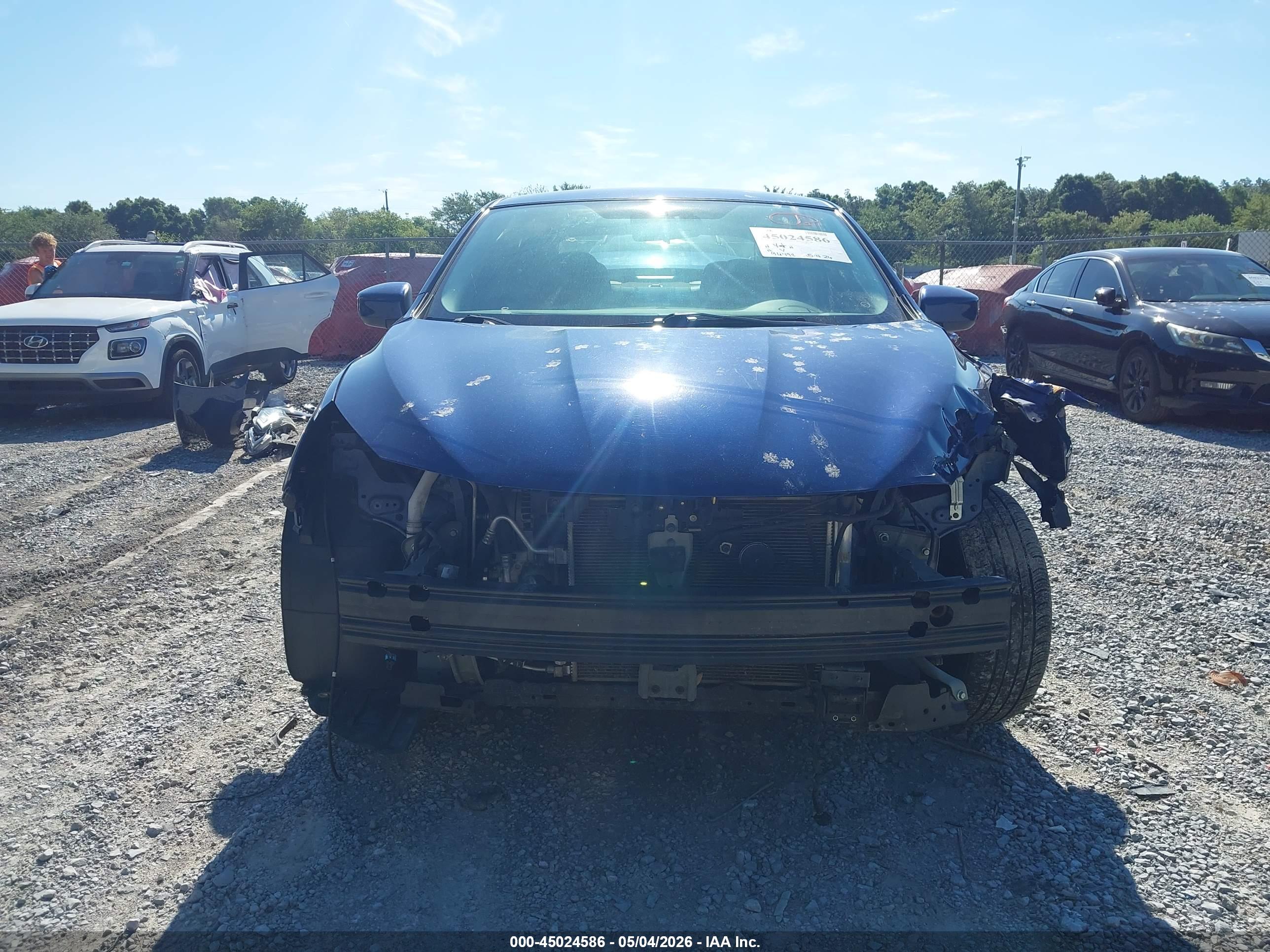 NISSAN SENTRA image 6