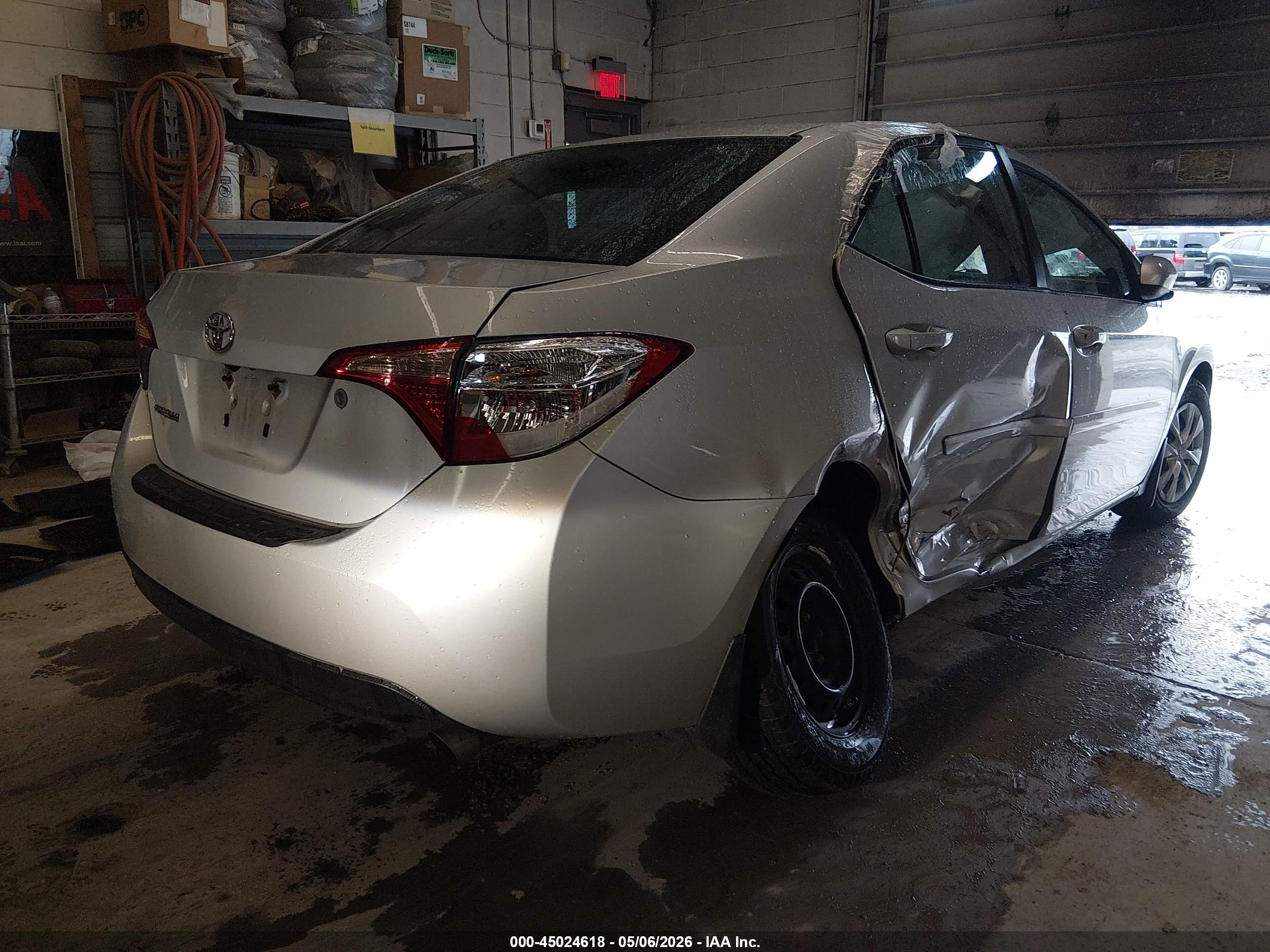 TOYOTA COROLLA image 4
