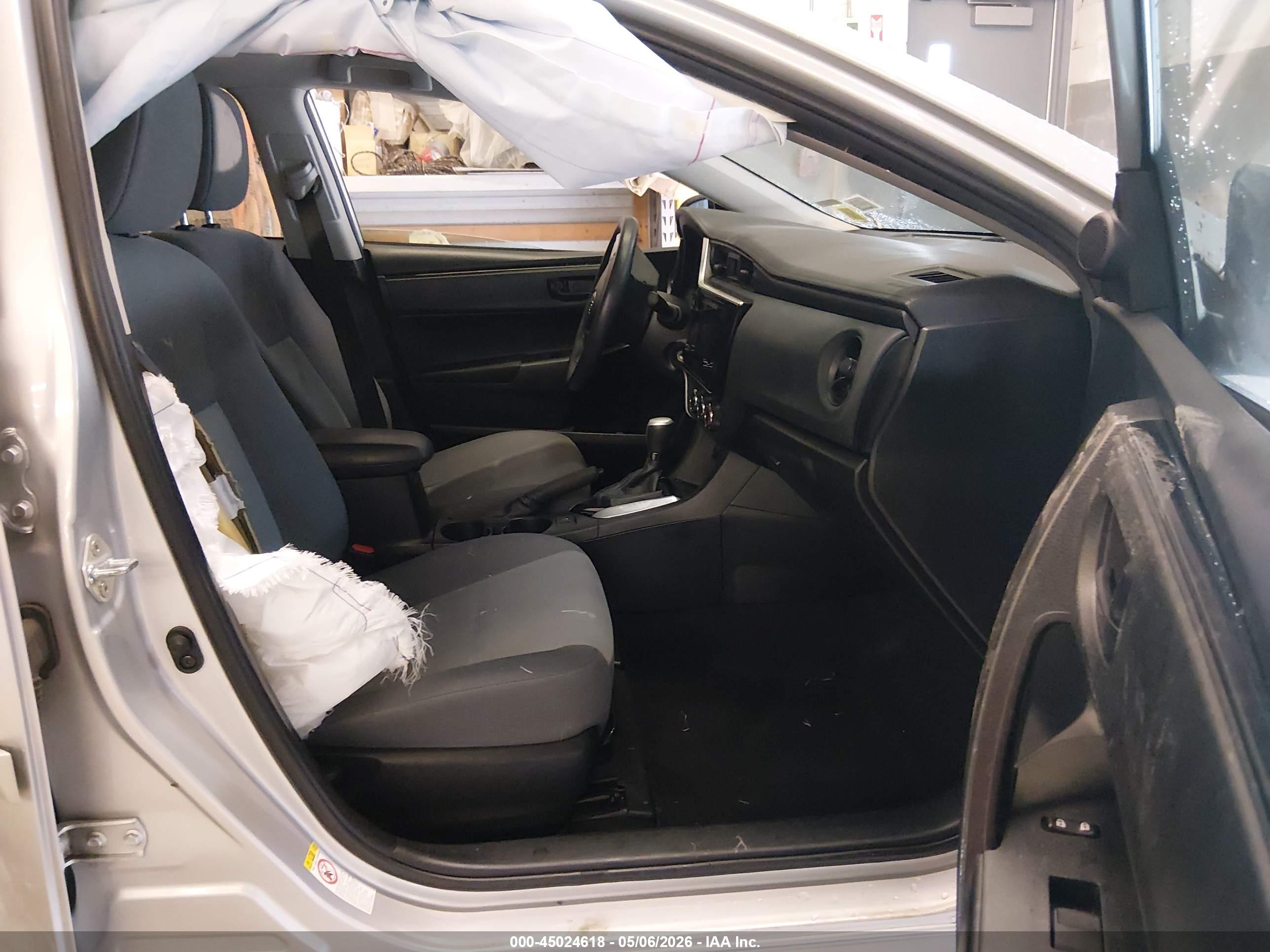 TOYOTA COROLLA image 5