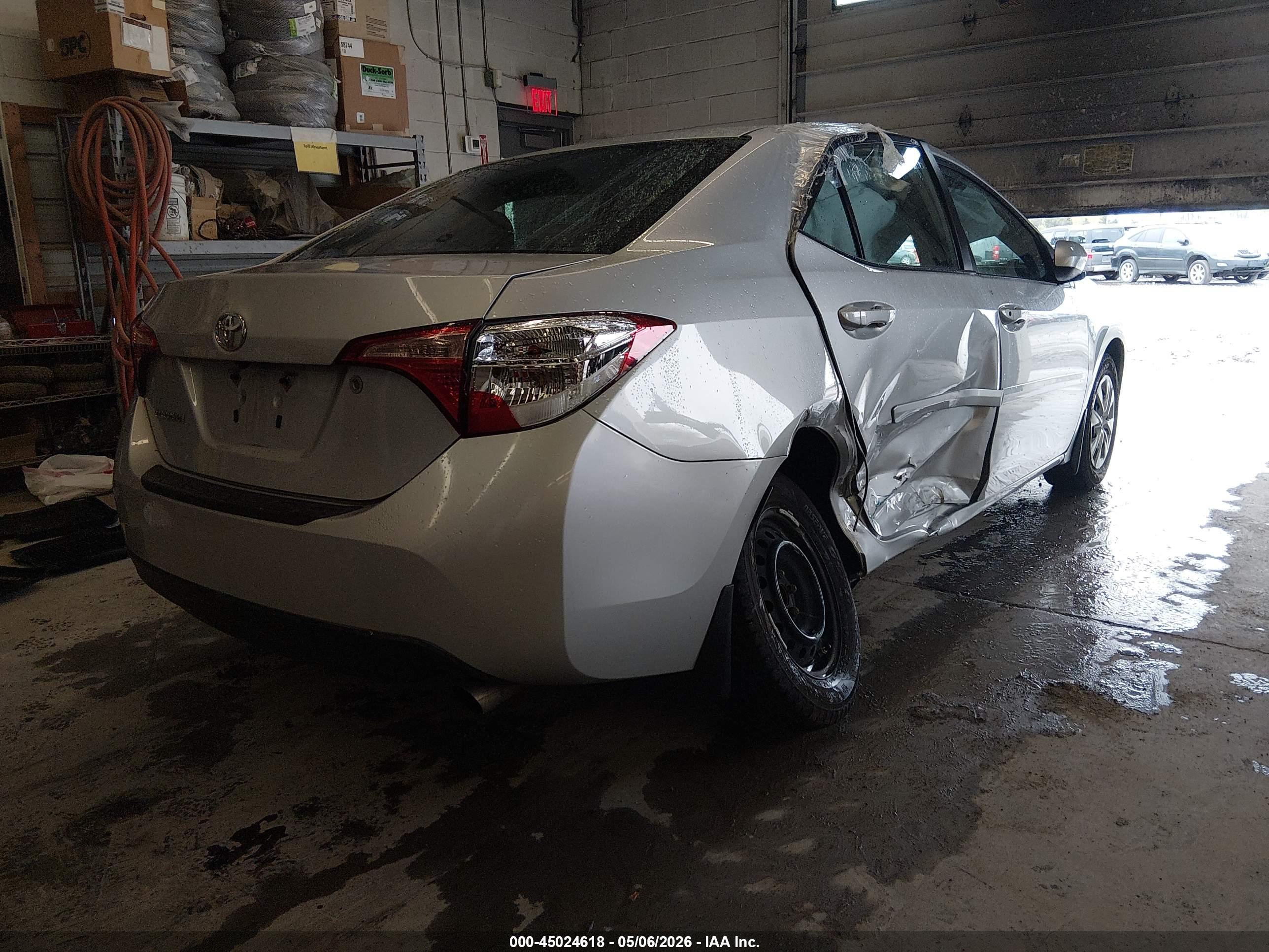 TOYOTA COROLLA image 6