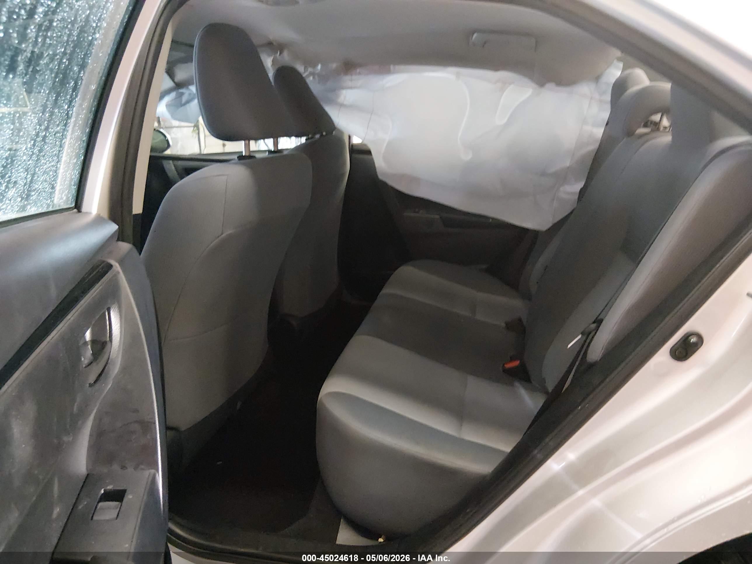 TOYOTA COROLLA image 8